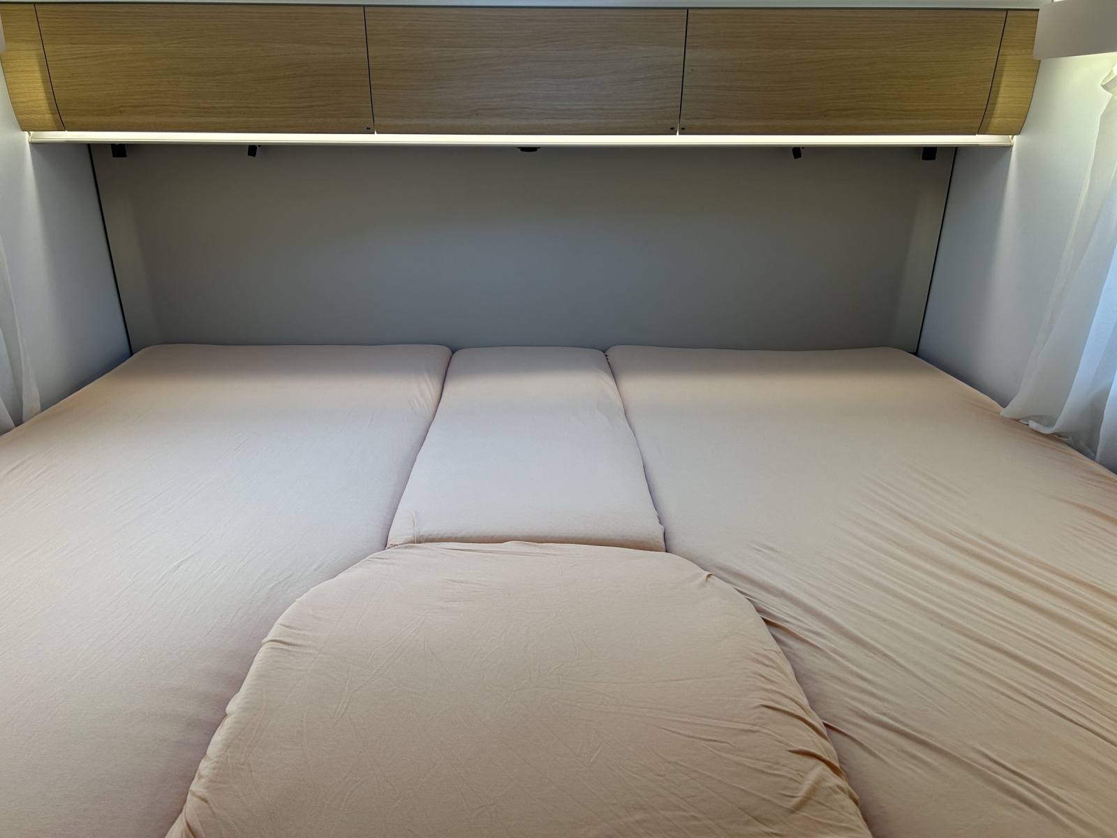 ADRIA Axess 650 SL-image-11