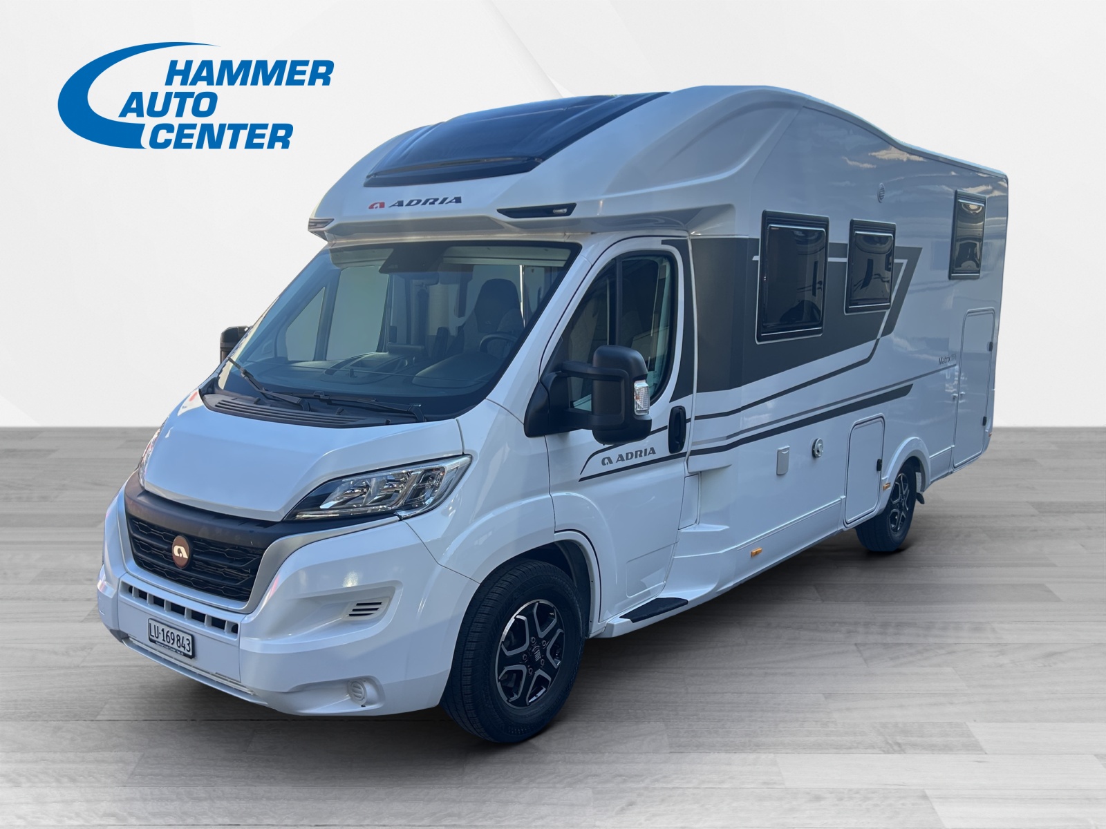 ADRIA Axess 650 SL-image-0