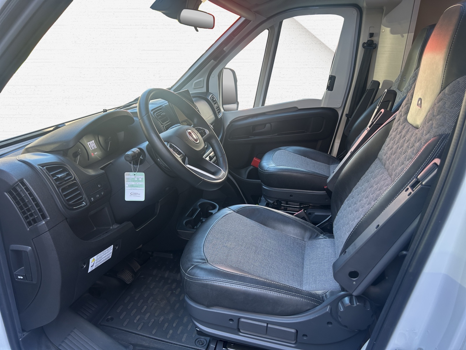ADRIA Axess 650 SL-image-15
