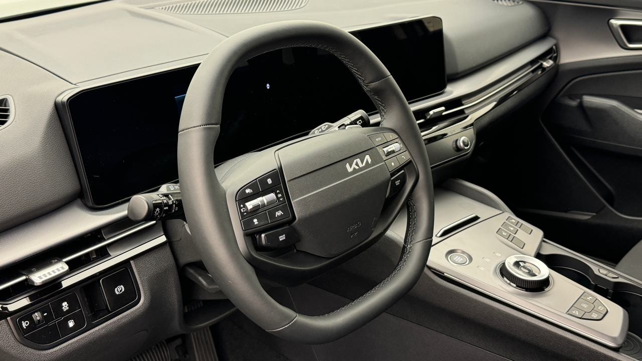 KIA Sportage 1.6T-GDi PHEV Limited 4x4-image-6