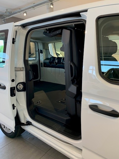 FORD Transit Connect FlexCab 2.0 EcoBlue 102 Trend-image-11