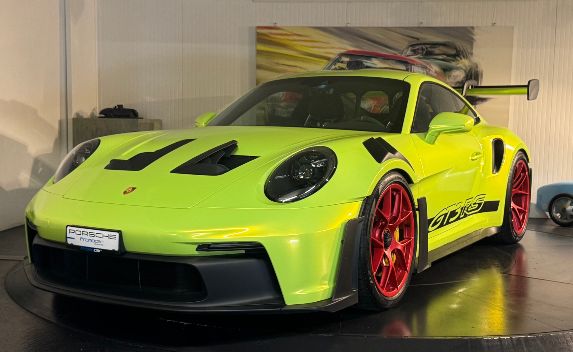 PORSCHE 911 GT3 RS-image-0