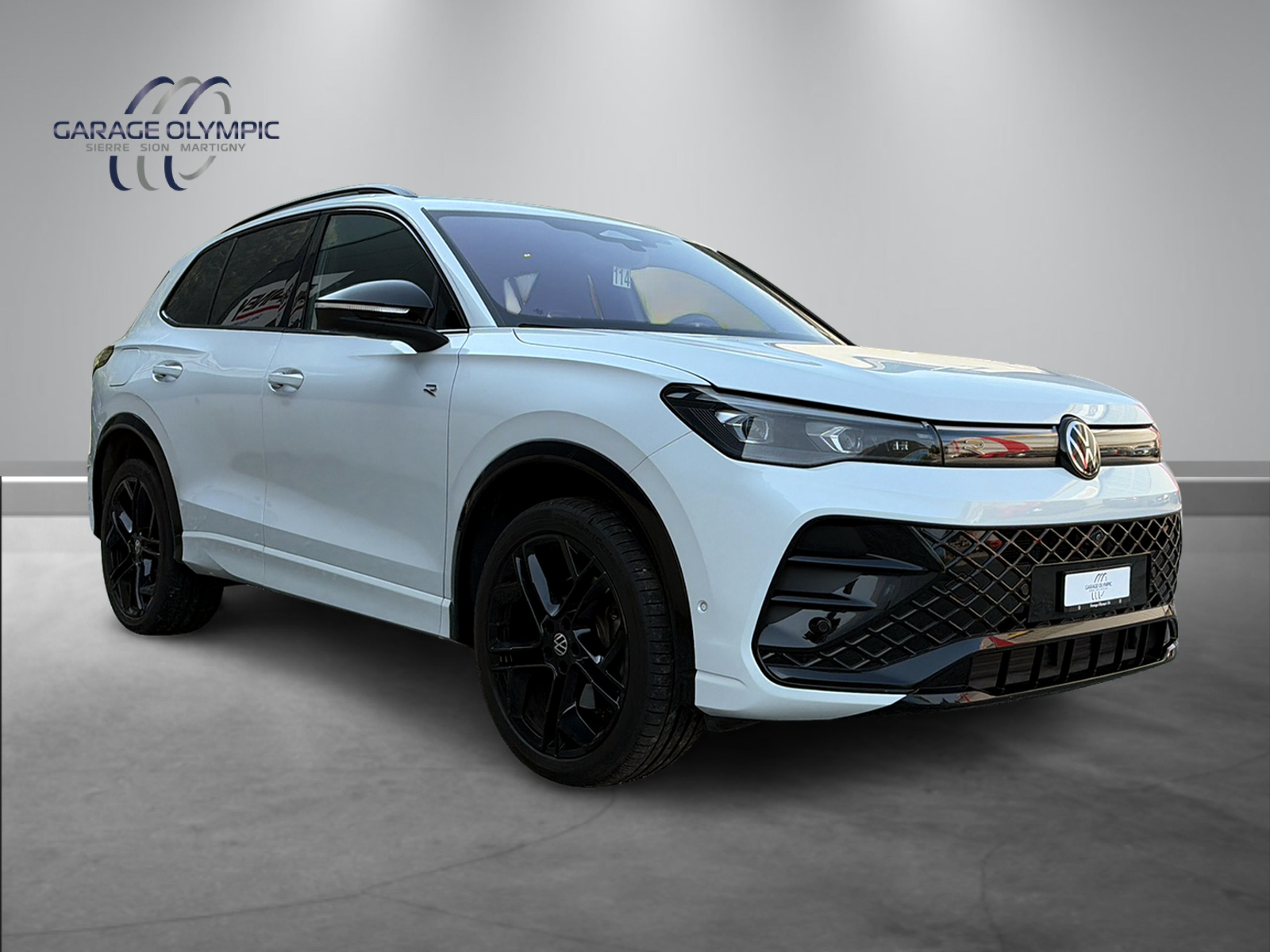 VW Tiguan 2.0 TDI SCR R-Line 4Motion DSG-image-14