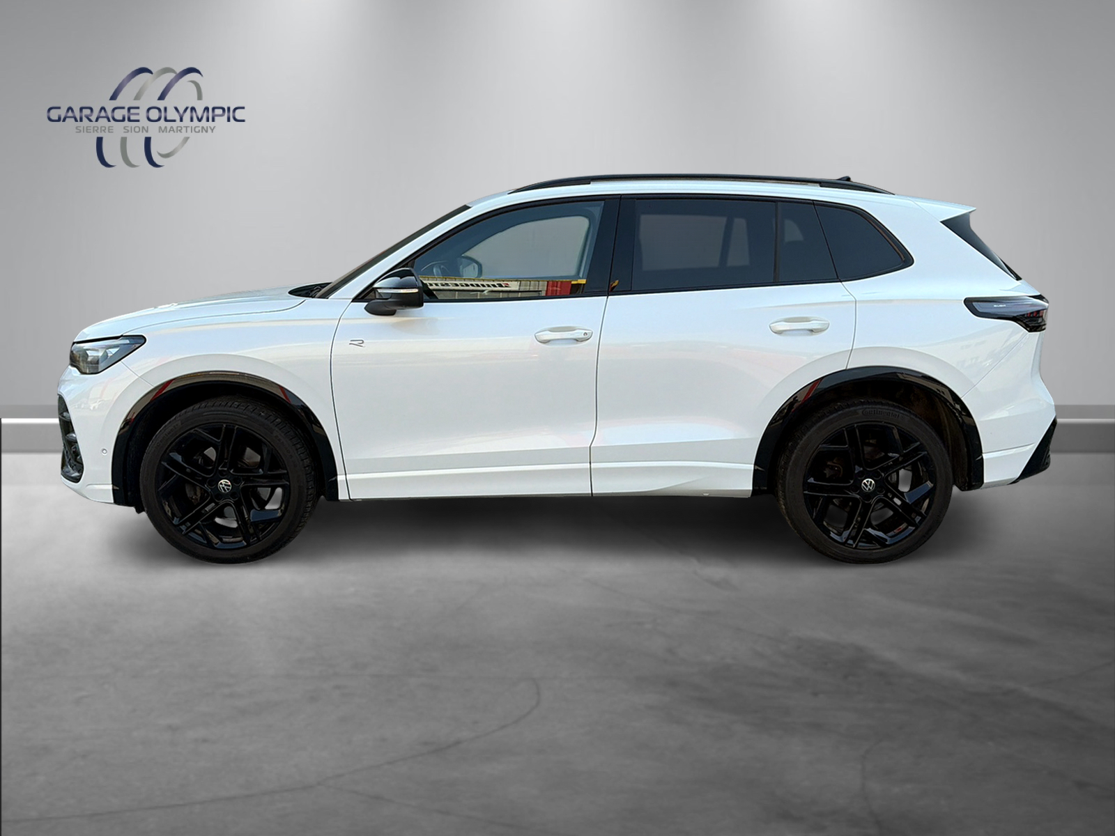 VW Tiguan 2.0 TDI SCR R-Line 4Motion DSG-showroom-element-2