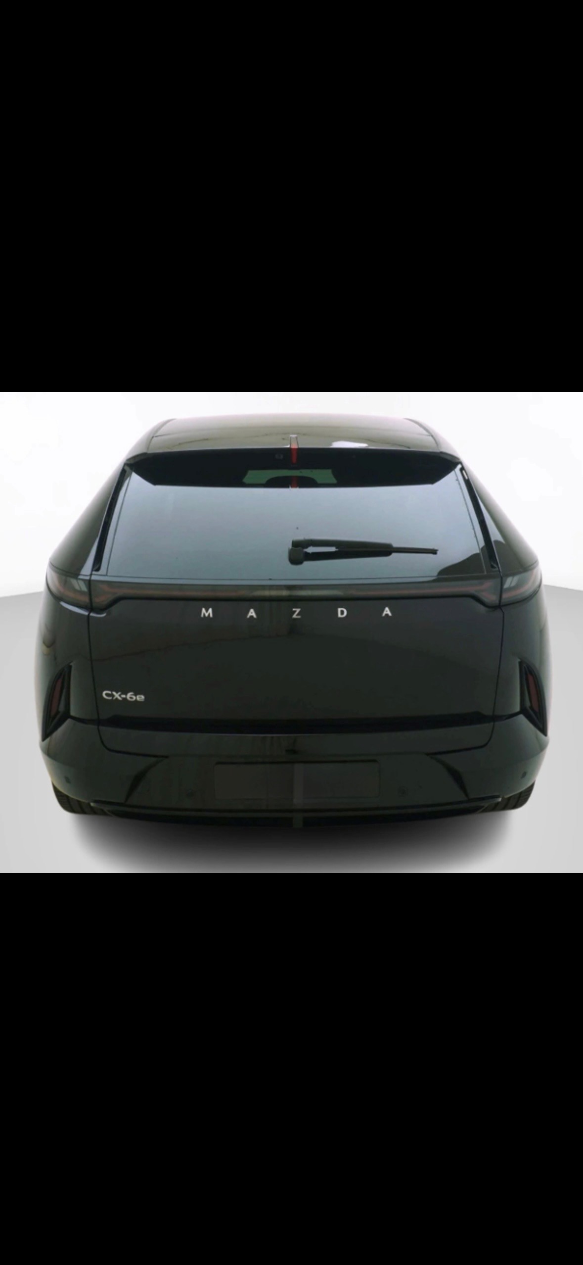 MAZDA CX-6e-showroom-element-1