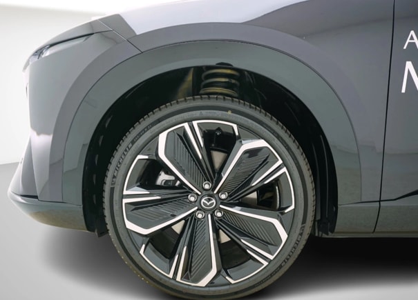 MAZDA CX-6e-image-5
