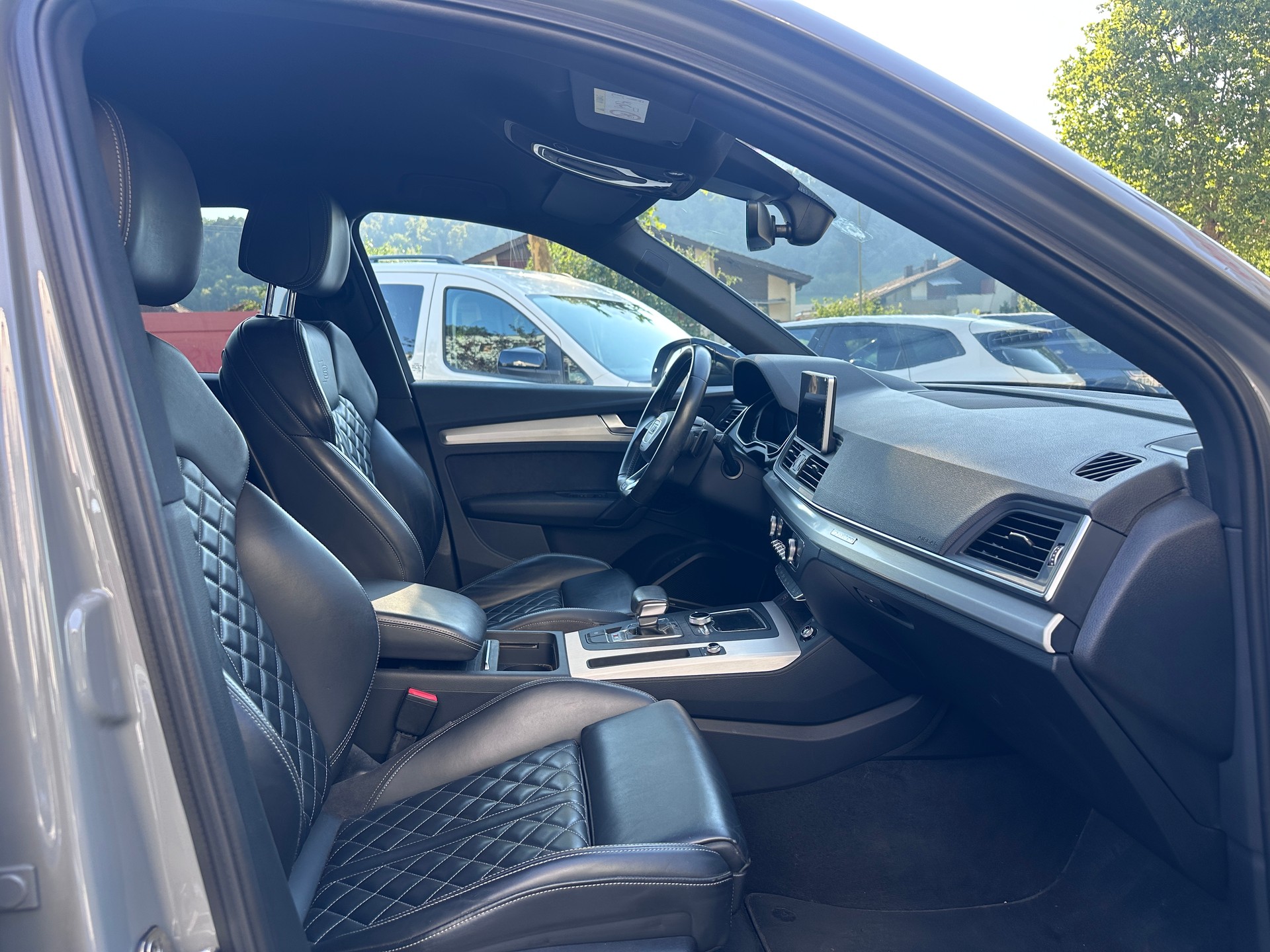 AUDI SQ5 3.0 TFSI quattro S-tronic-image-12