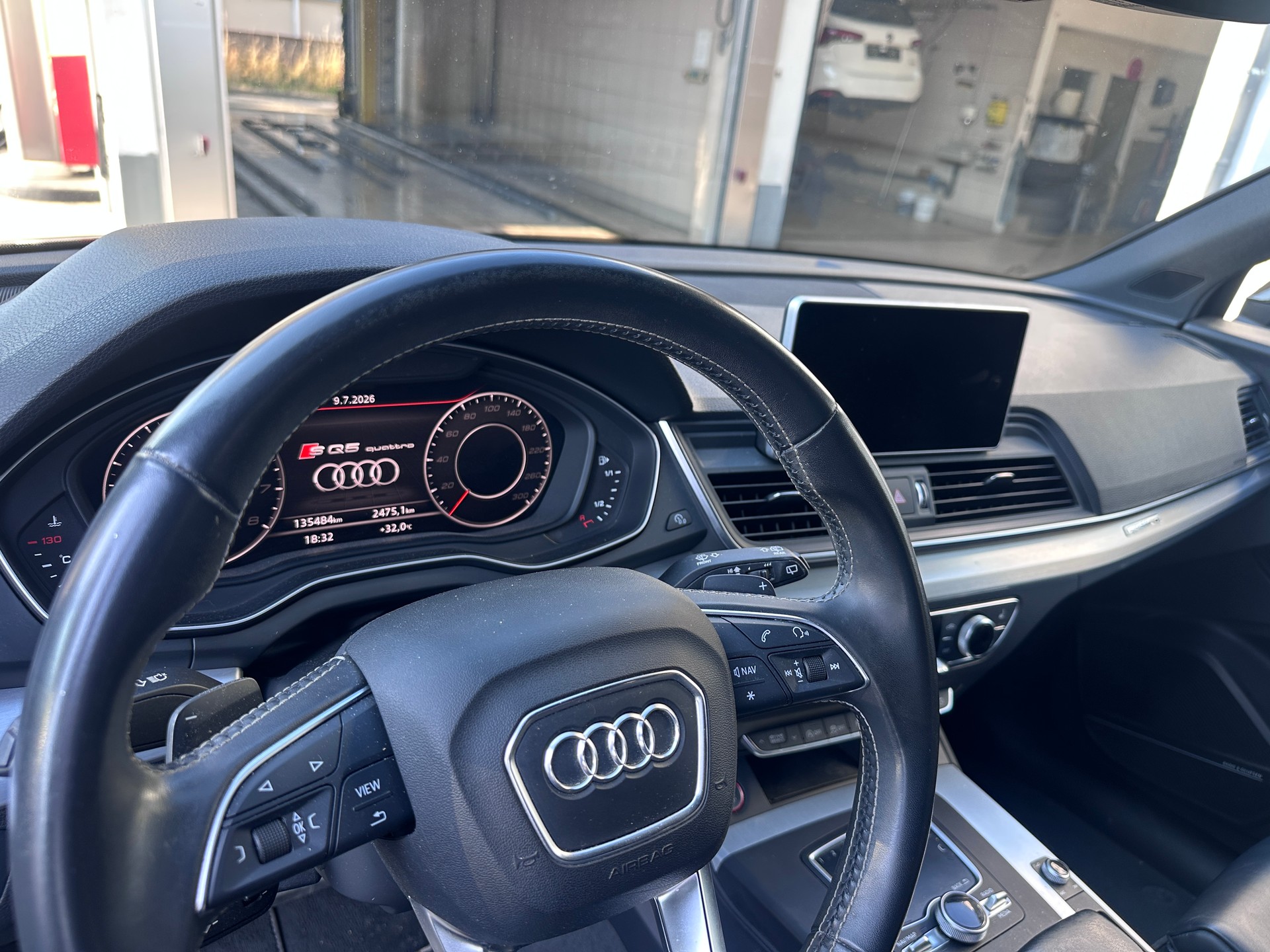 AUDI SQ5 3.0 TFSI quattro S-tronic-image-9