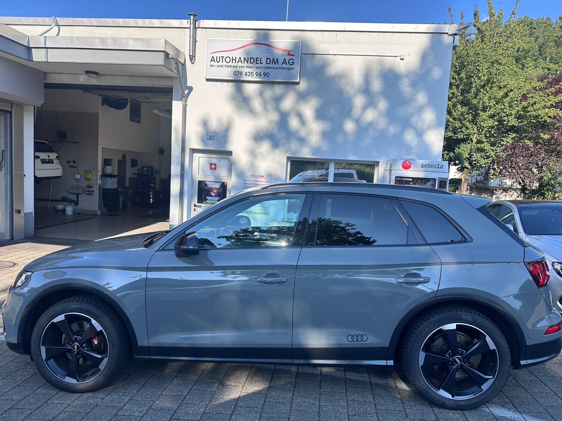 AUDI SQ5 3.0 TFSI quattro S-tronic-image-2