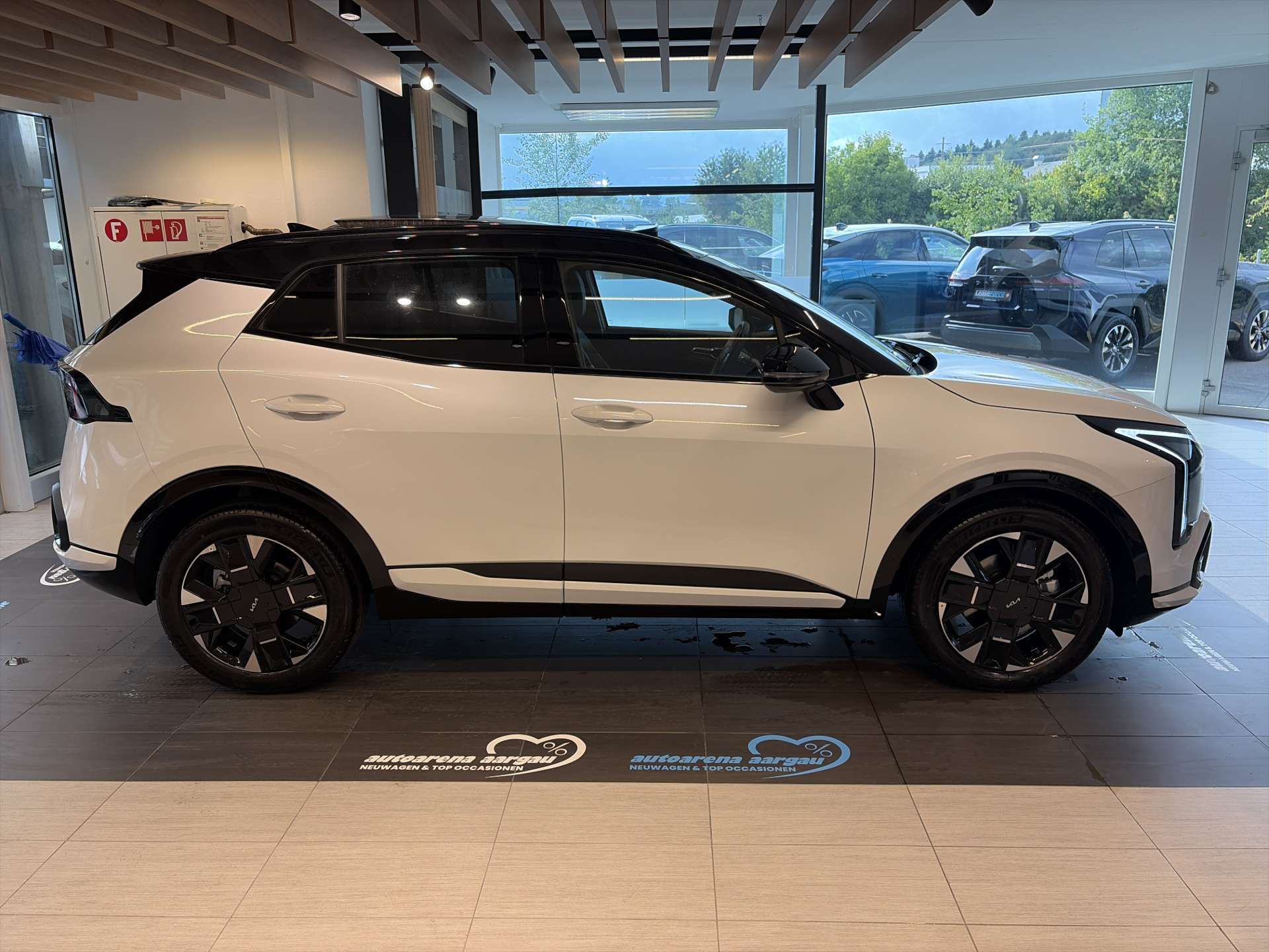 KIA Sportage 1.6T-GDi HEV GT-Line 239PS 4x4 Automat NEUES MODELL-image-11