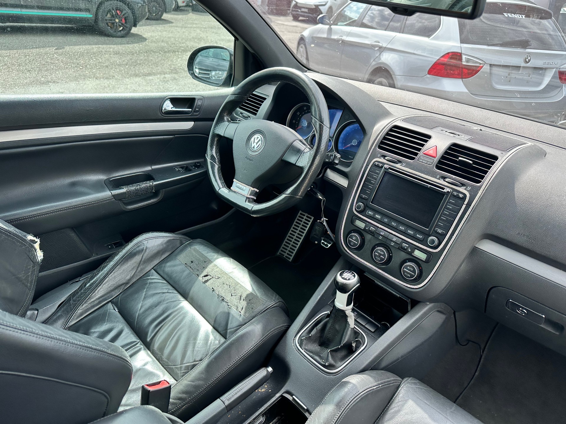 VW Golf 2.0 TFSI GTI-image-14