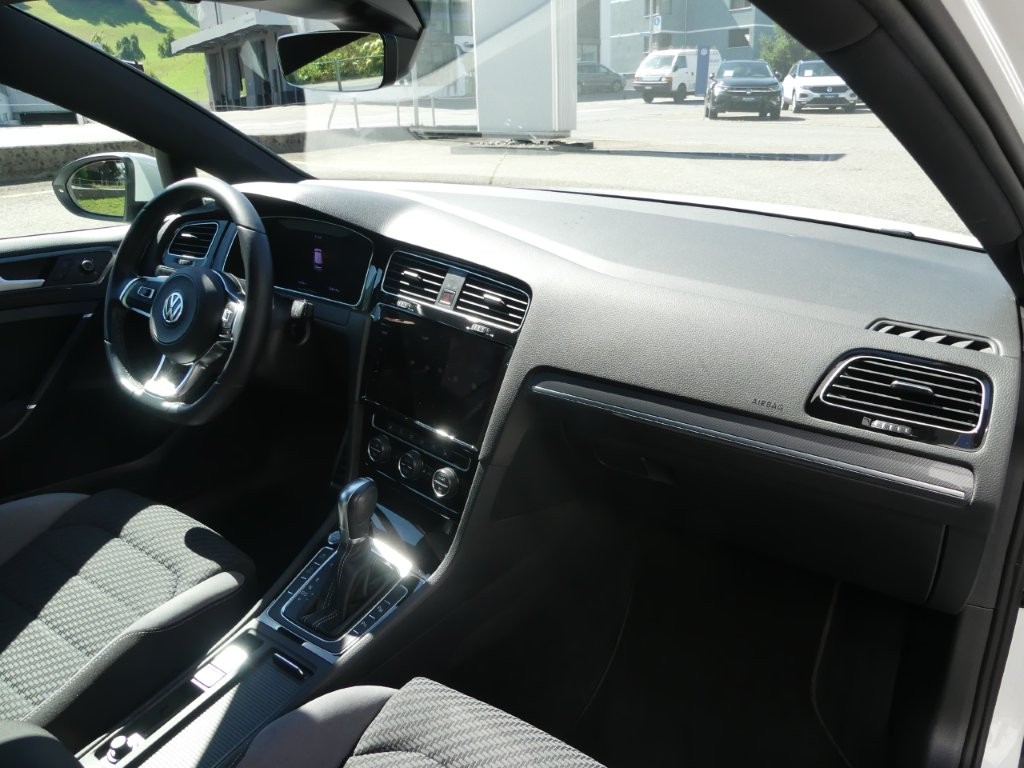 VW Golf 1.5 TSI EVO Highline DSG-image-8