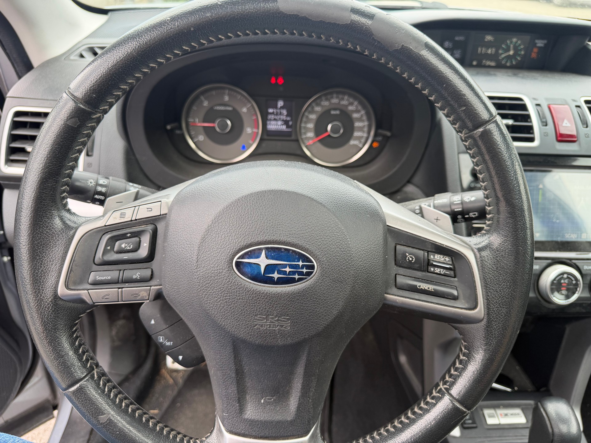 SUBARU Forester 2.0D Luxury Lineatronic-image-6