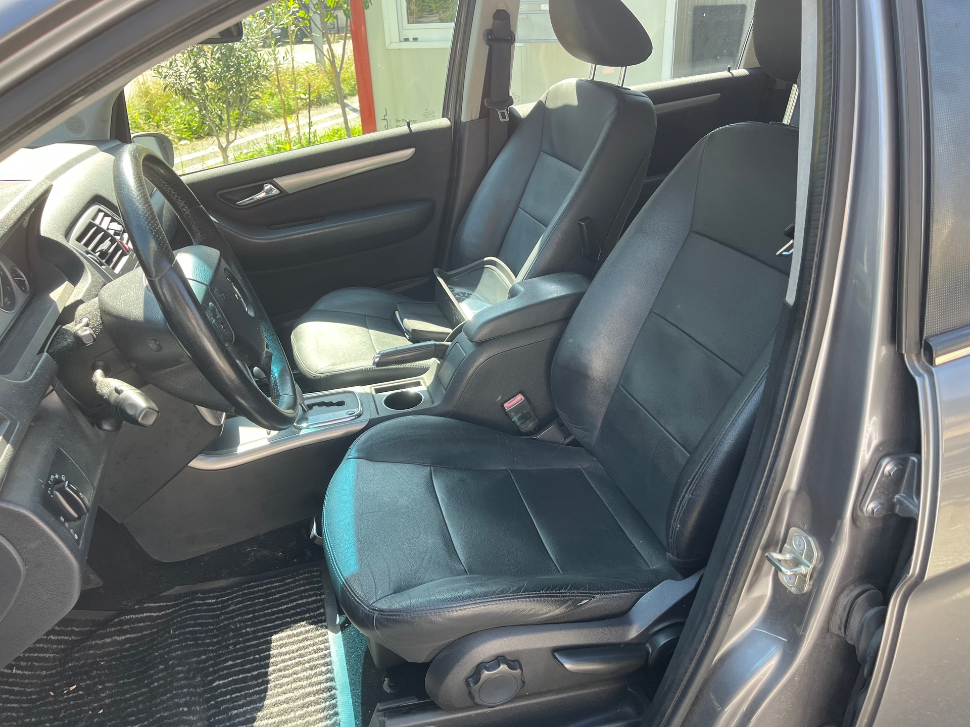 MERCEDES-BENZ B 200 T Sailing Edition-image-10
