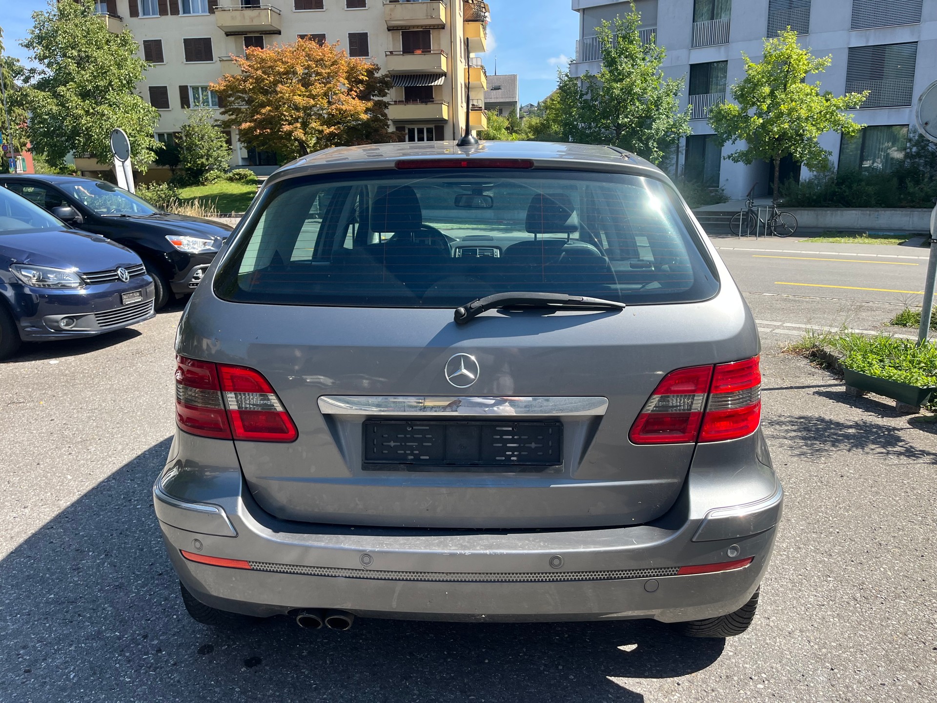 MERCEDES-BENZ B 200 T Sailing Edition-image-3