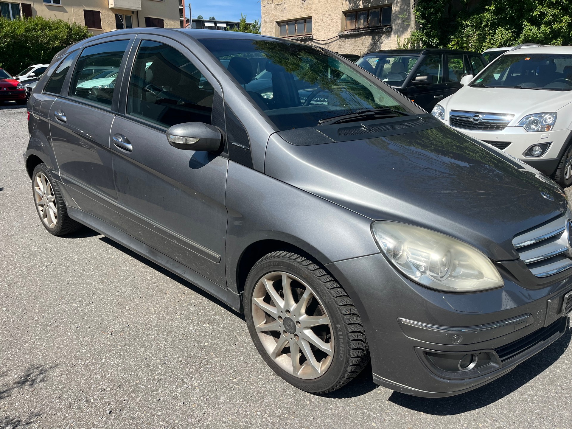 MERCEDES-BENZ B 200 T Sailing Edition-image-5