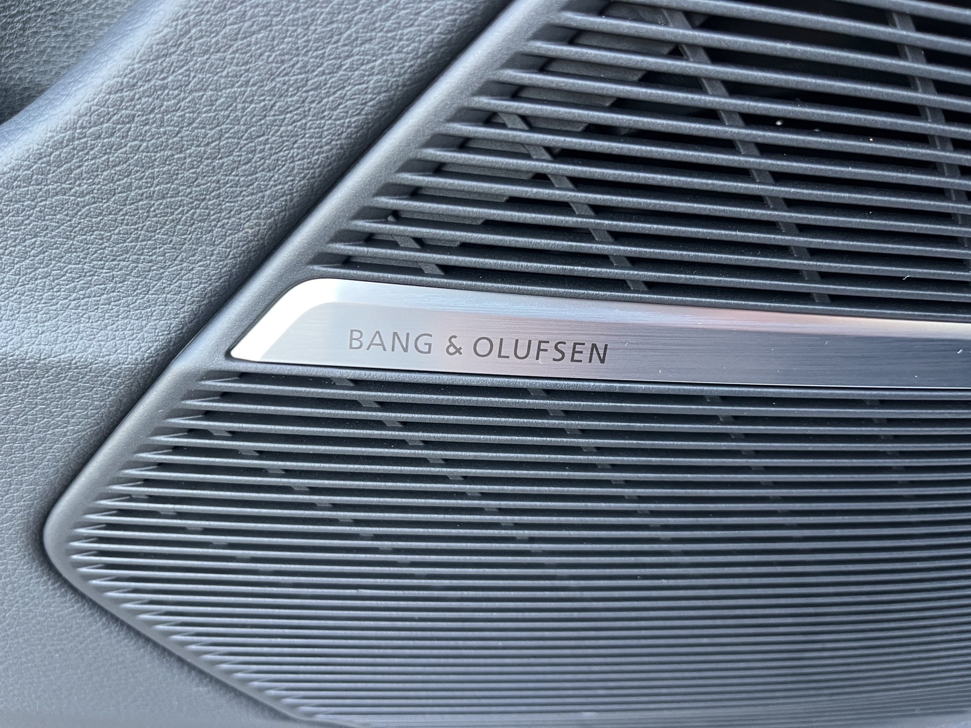 AUDI SQ8 SUV TFSI quattro tiptronic*Standheizung/Lüftung, Allradlenkung, AHK, Head-up, Panodach, (5-Jahre Garantie)-image-18