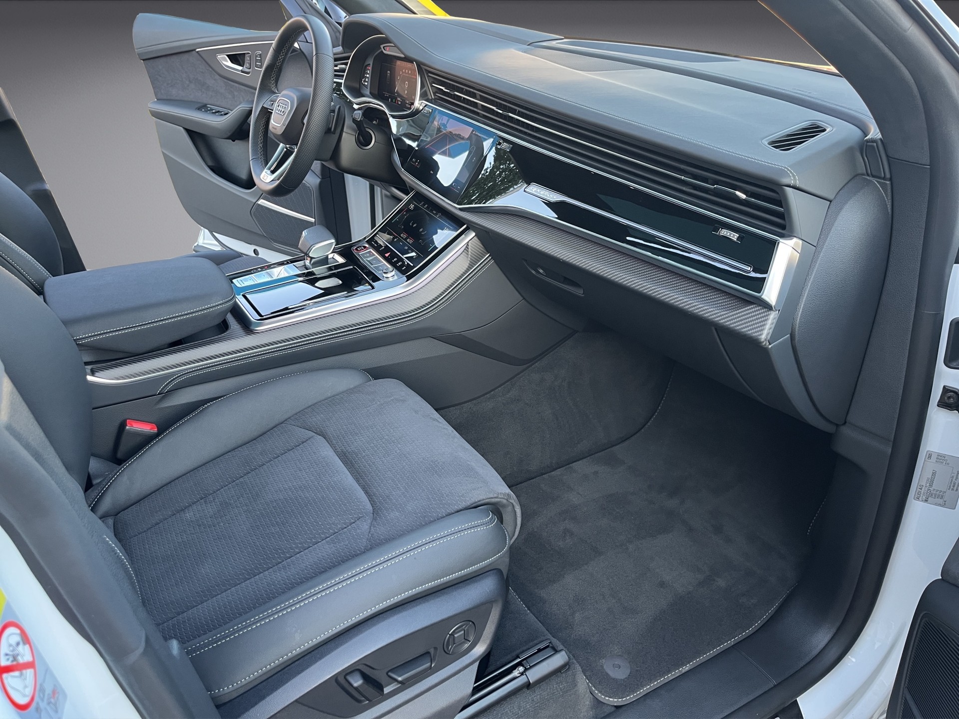 AUDI SQ8 SUV TFSI quattro tiptronic*Standheizung/Lüftung, Allradlenkung, AHK, Head-up, Panodach, (5-Jahre Garantie)-image-14