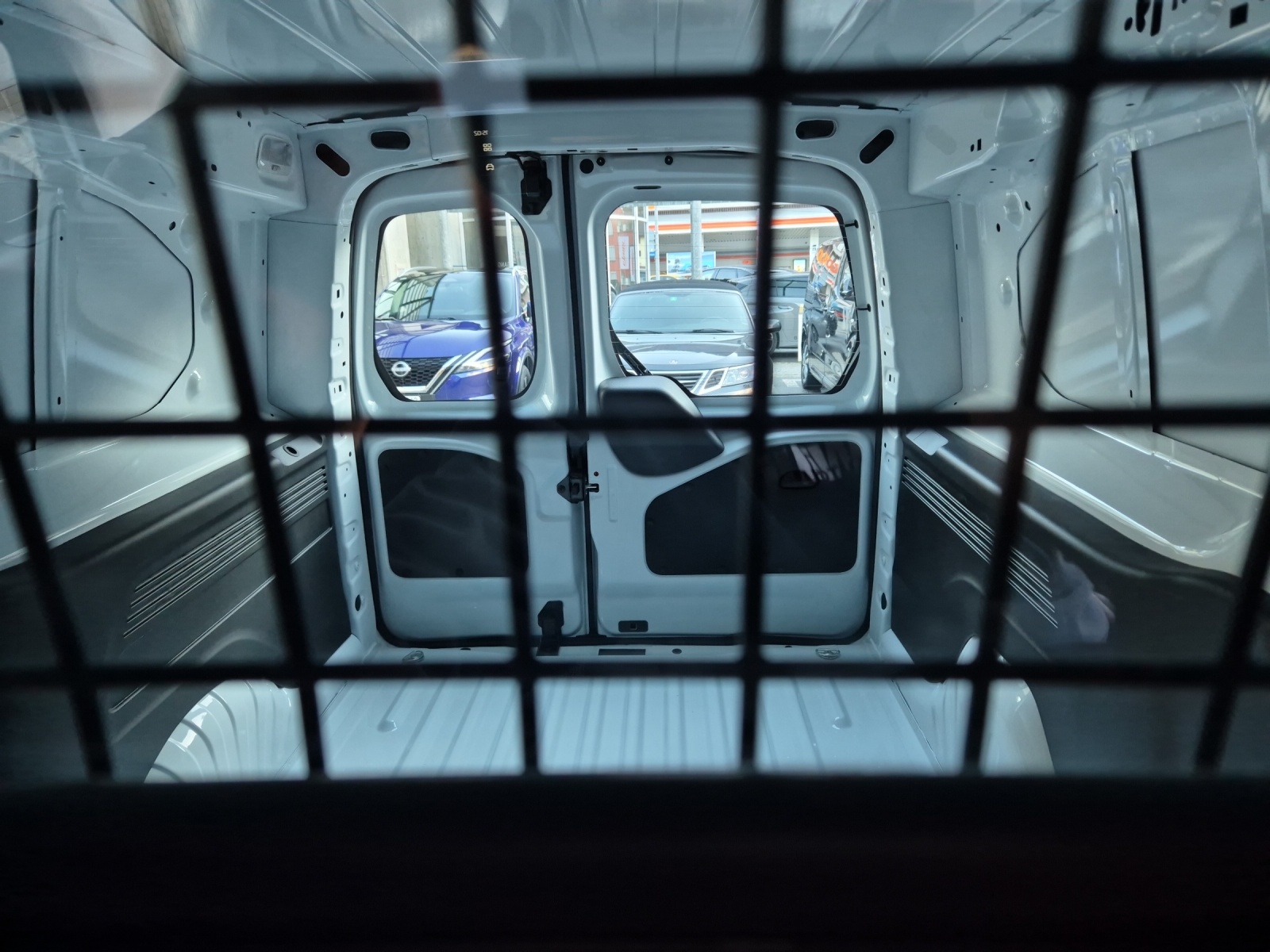 PEUGEOT e-Partner Kaw. 800 Long 50 kWh-image-12