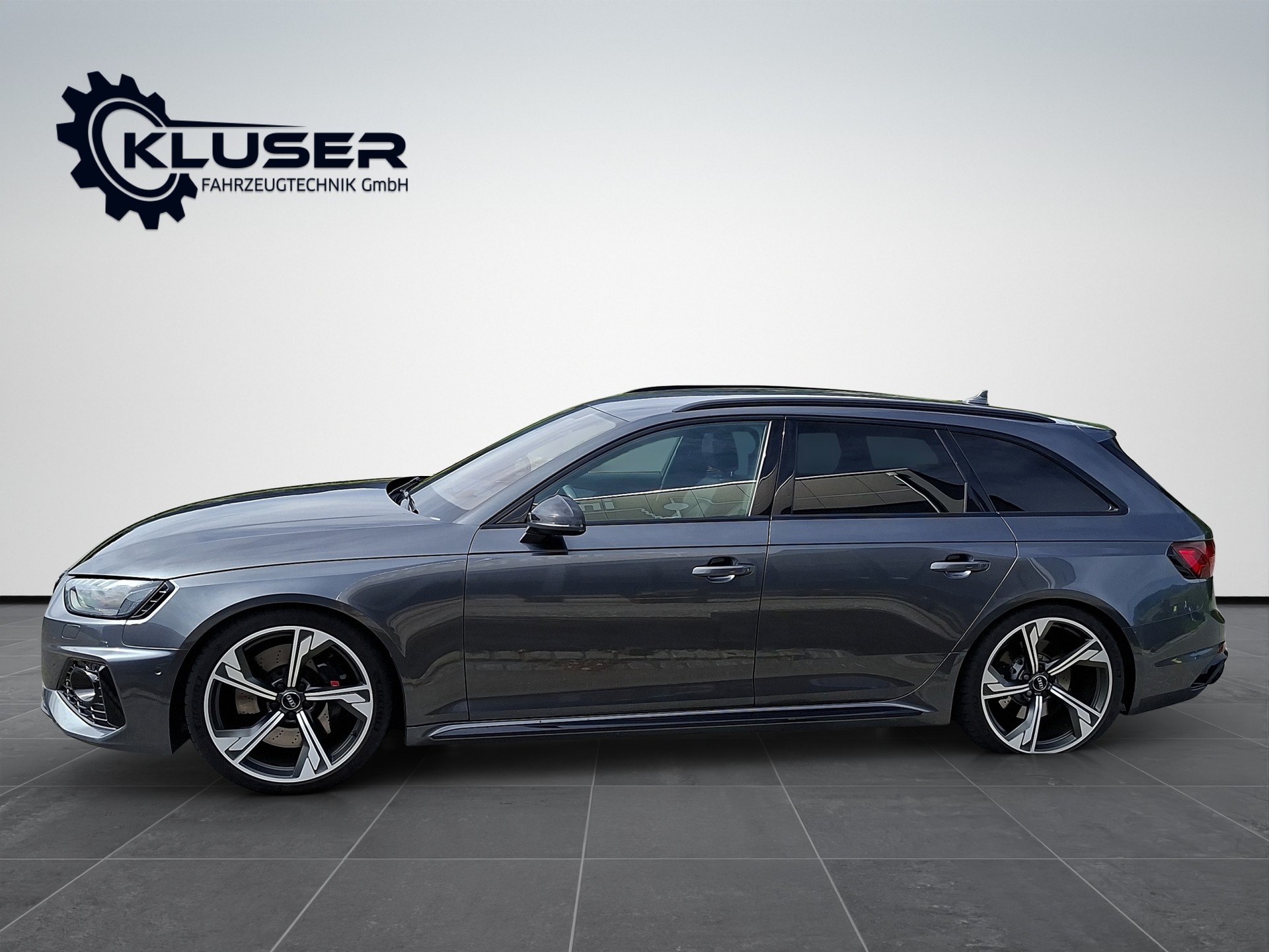 AUDI RS4 Avant 2.9 TFSI quattro tiptronic-image-2
