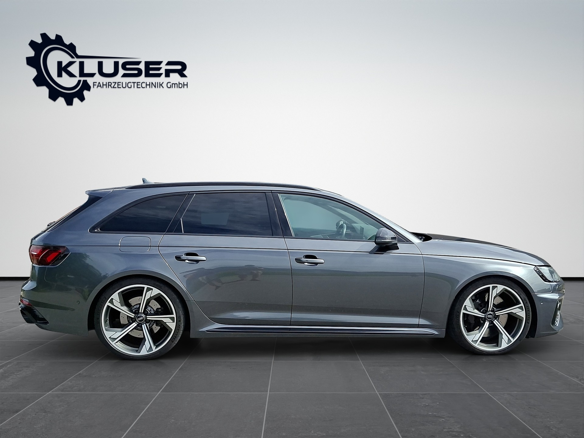 AUDI RS4 Avant 2.9 TFSI quattro tiptronic-image-6