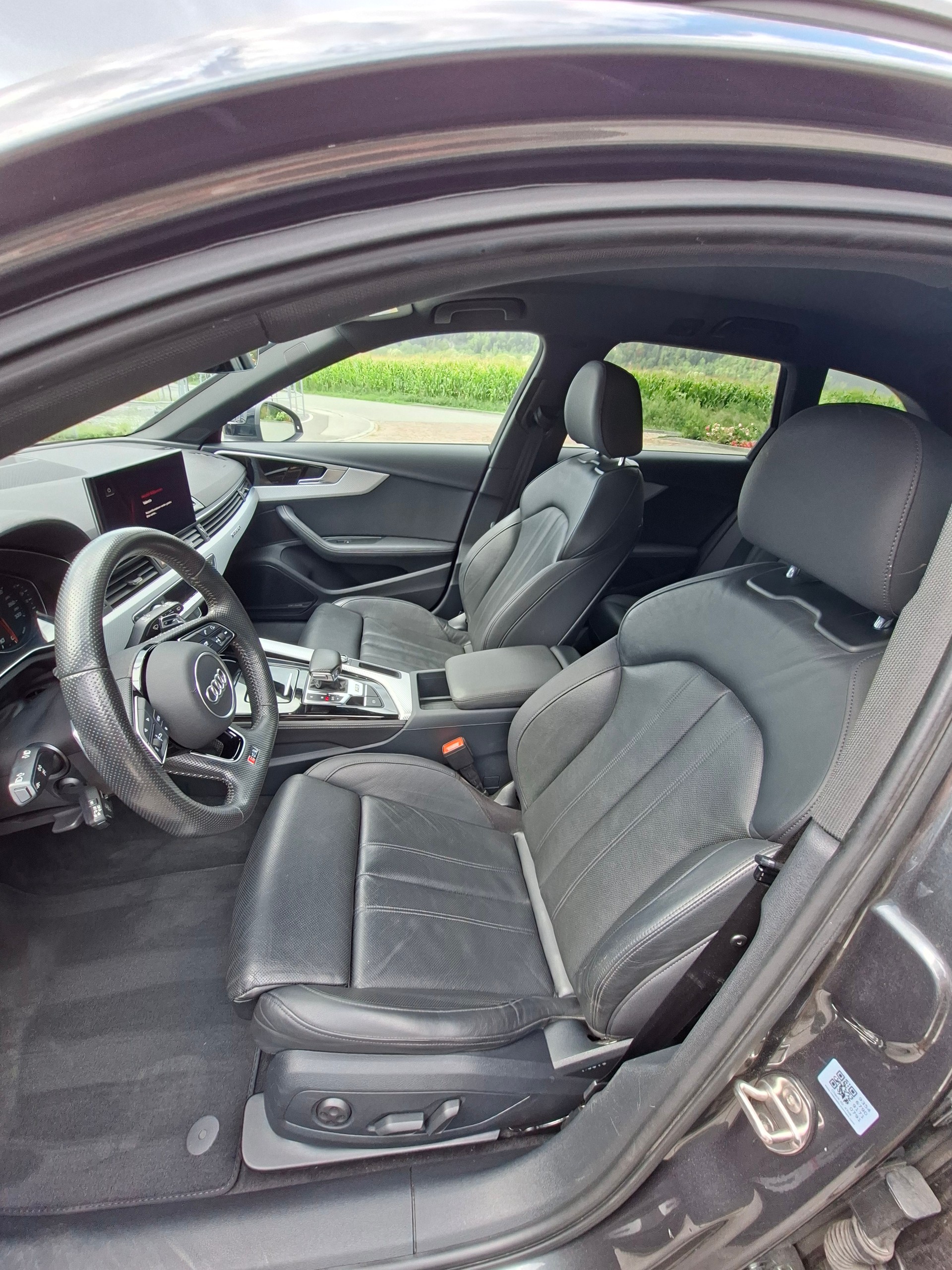 AUDI RS4 Avant 2.9 TFSI quattro tiptronic-image-12