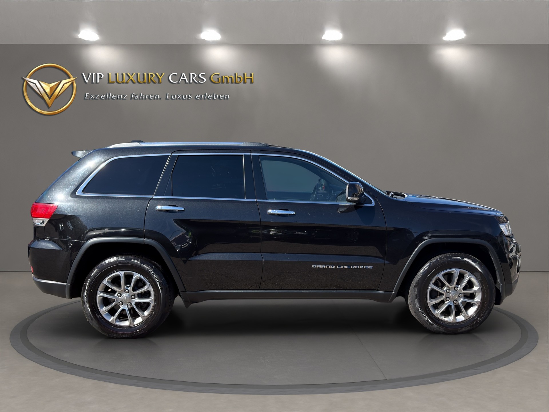 JEEP Grand Cherokee 3.0 CRD Platium Edition-image-8