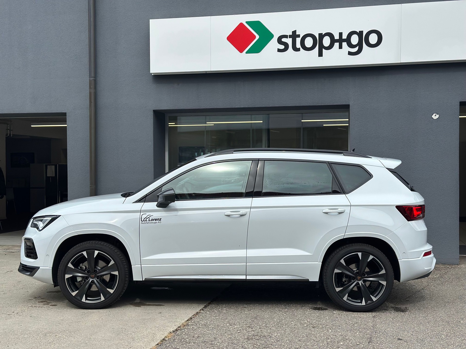 CUPRA Ateca 2.0TSI Inicio 4Drive DSG-image-2