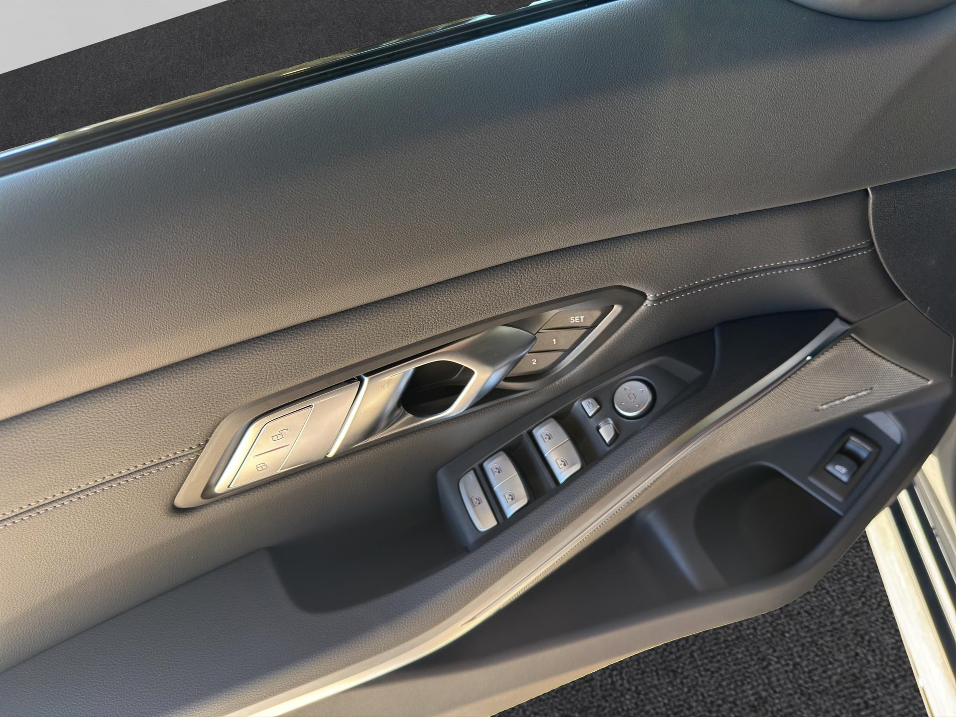 BMW 3er Reihe G21 Touring M340i xDrive 'Black Package'-image-12