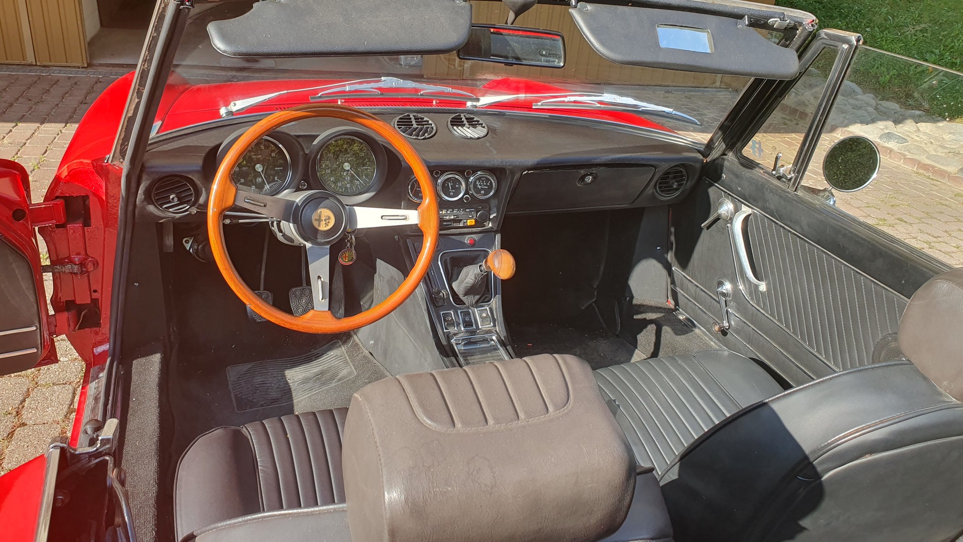 ALFA ROMEO SPIDER-image-4