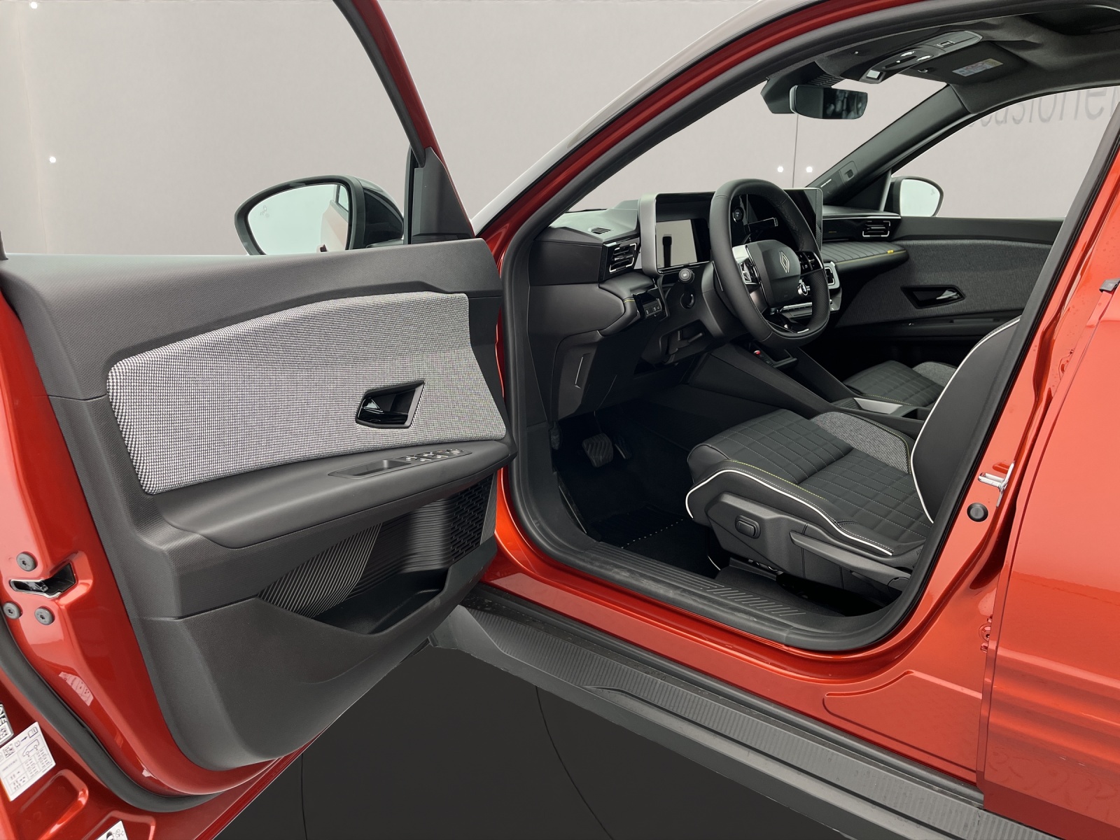RENAULT R4 E-Tech Comfort Range plein sud iconic-image-6
