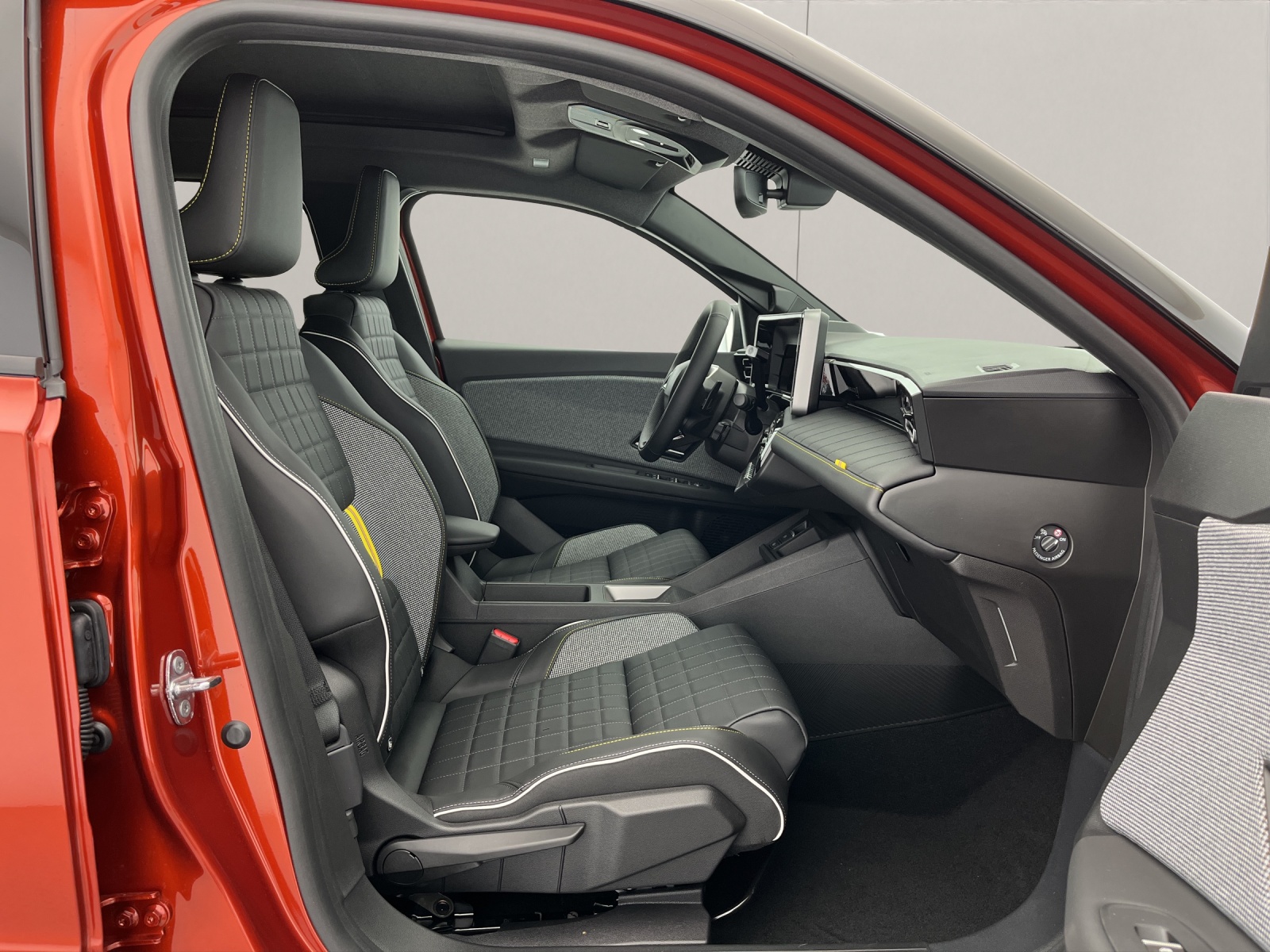 RENAULT R4 E-Tech Comfort Range plein sud iconic-image-15