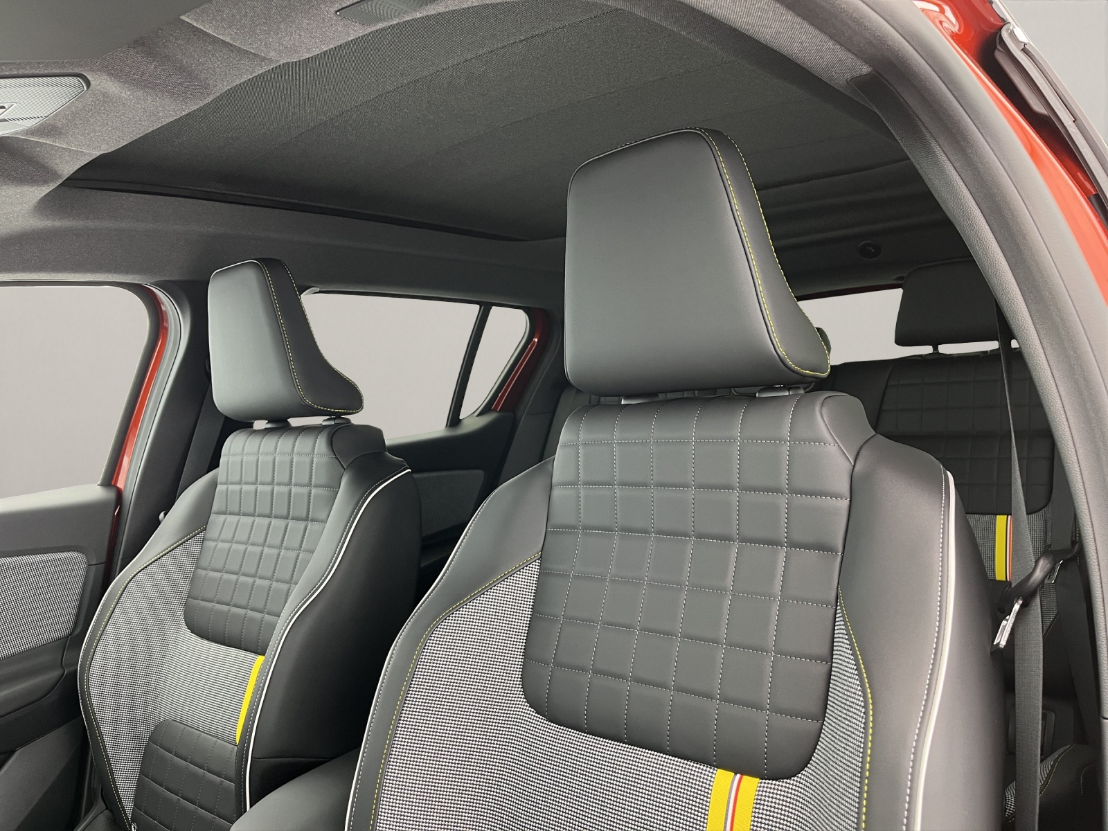 RENAULT R4 E-Tech Comfort Range plein sud iconic-image-14