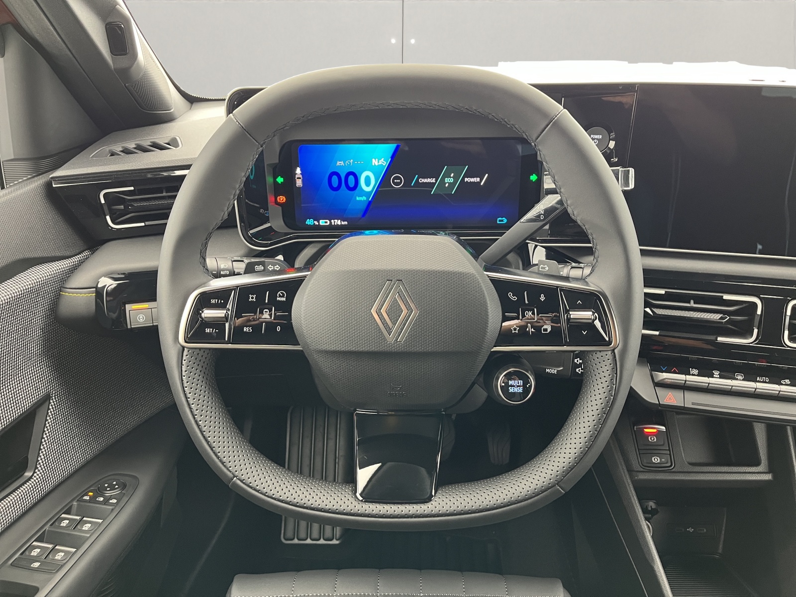 RENAULT R4 E-Tech Comfort Range plein sud iconic-image-9