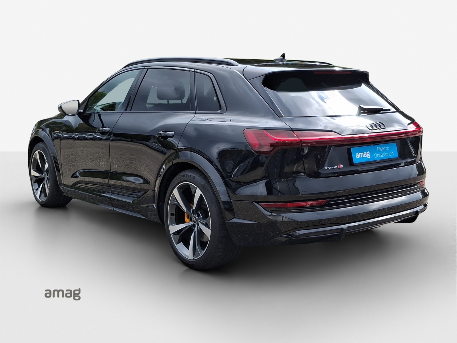AUDI e-tron S quattro-image-2