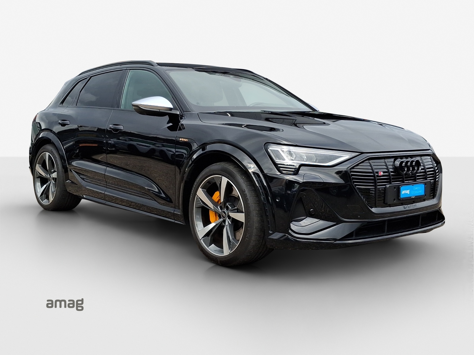 AUDI e-tron S quattro-image-5