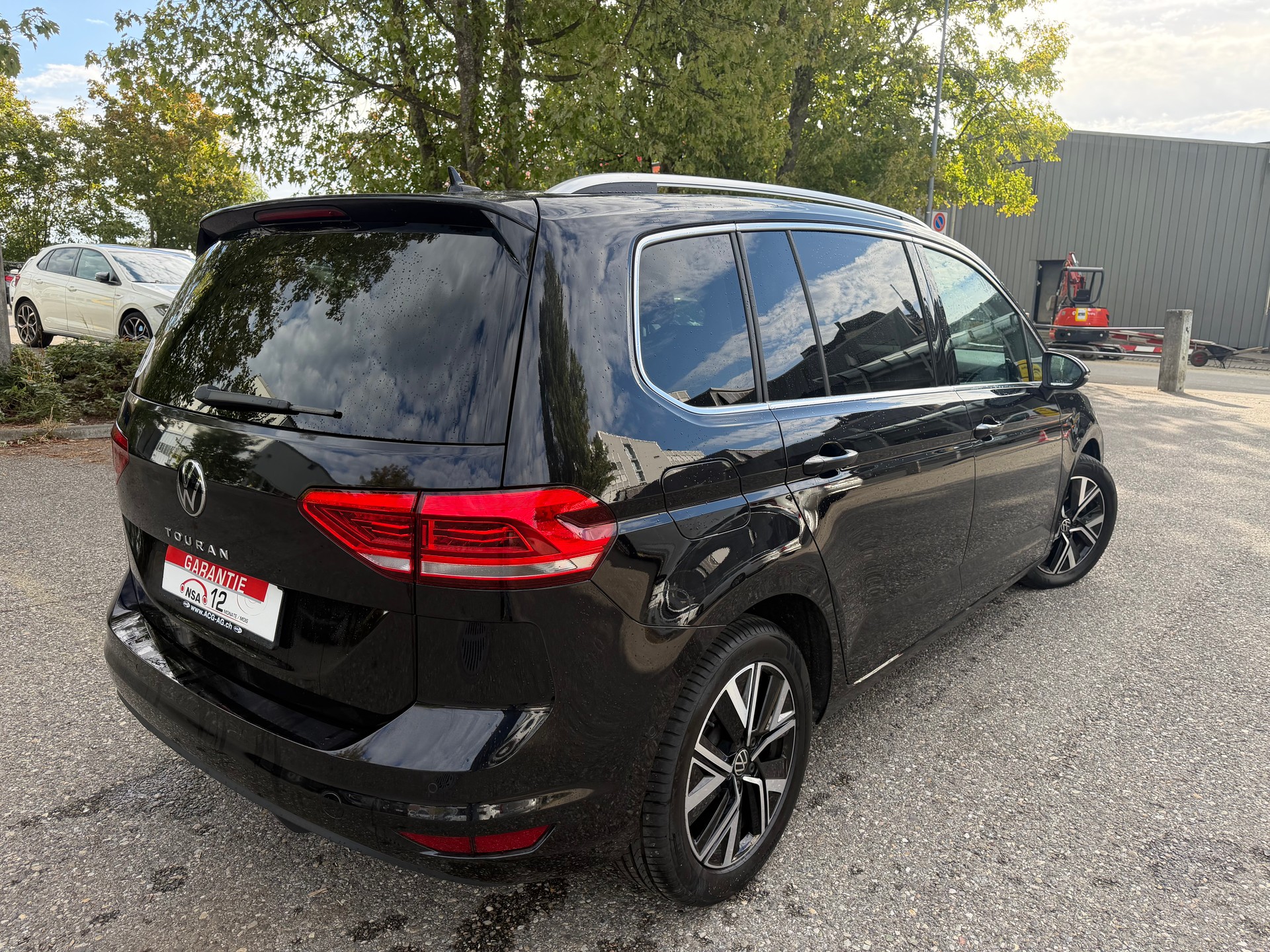 VW Touran 2.0 TDI BlueMotion Technology Highline DSG * 07x Plätze * Gr. Navi * LED * Klima-auto * PDC V&H- RF-Kamera * Ab MFK-image-4
