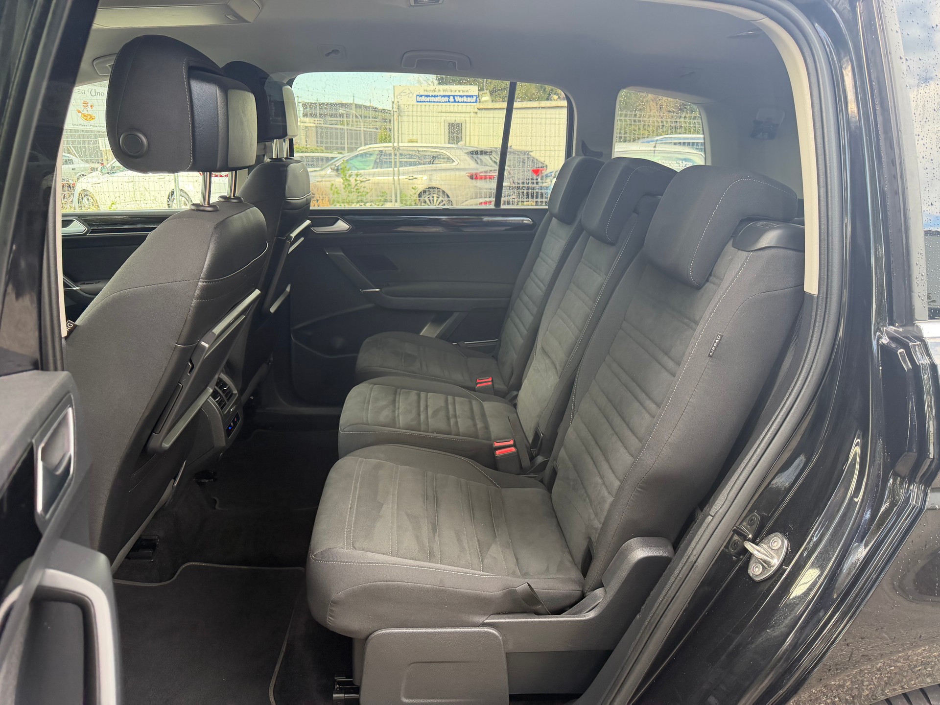 VW Touran 2.0 TDI BlueMotion Technology Highline DSG * 07x Plätze * Gr. Navi * LED * Klima-auto * PDC V&H- RF-Kamera * Ab MFK-image-6