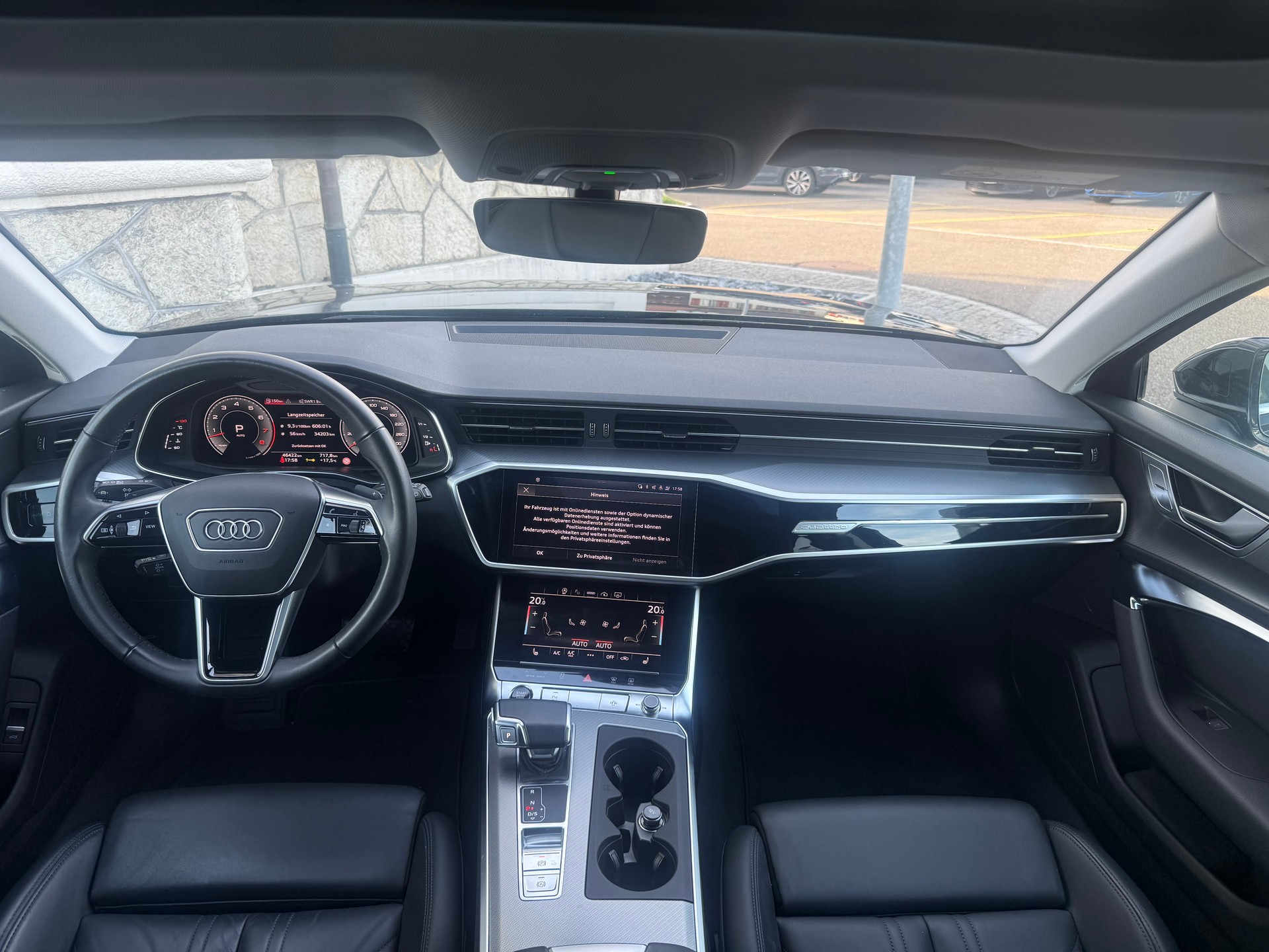 AUDI A6 Avant 3.0 55 TFSI Sport quattro S-Tronic-image-12