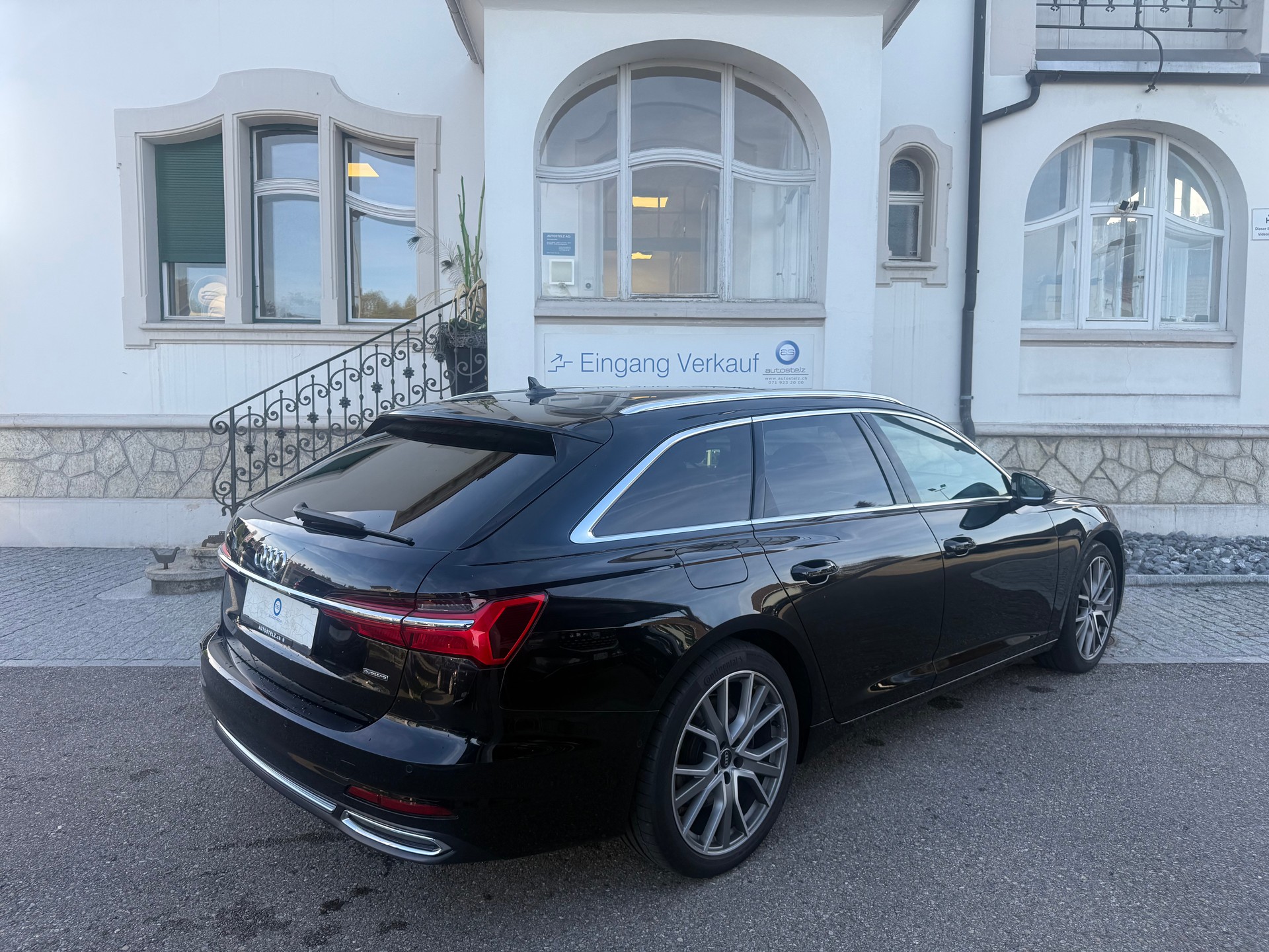 AUDI A6 Avant 3.0 55 TFSI Sport quattro S-Tronic-image-3