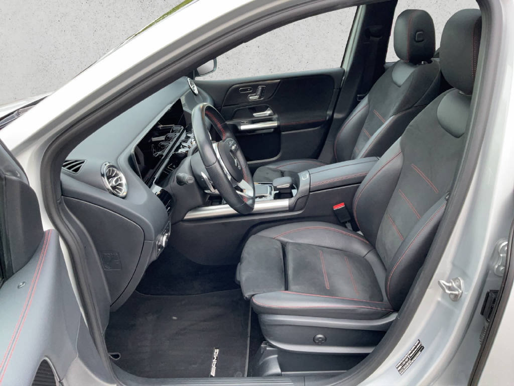 MERCEDES-BENZ B 250 AMG Line 4matic-image-8