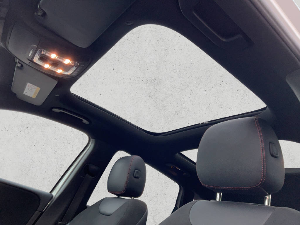 MERCEDES-BENZ B 250 AMG Line 4matic-image-14