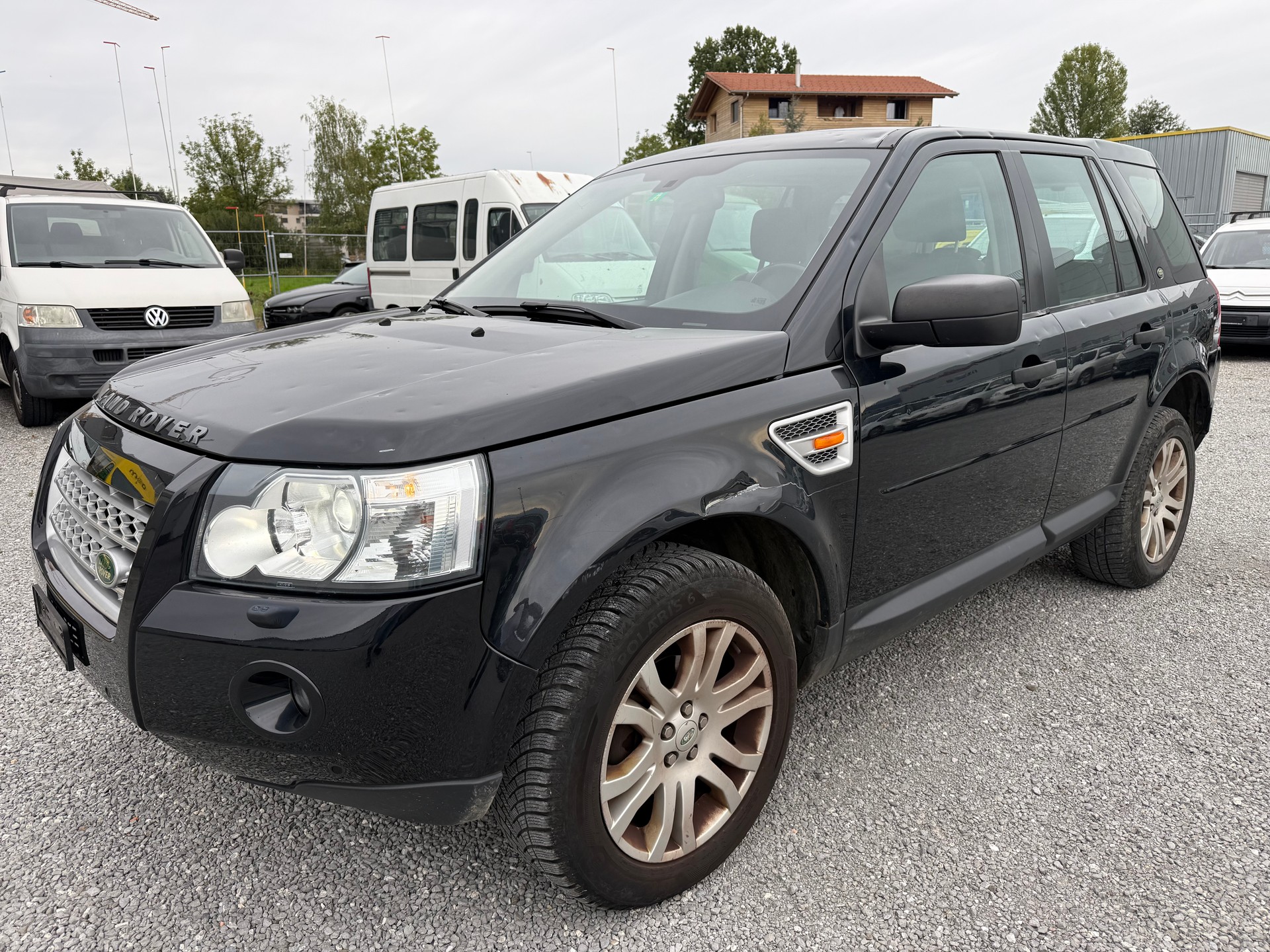 LAND ROVER Freelander 2.2 TD4 HSE-image-1
