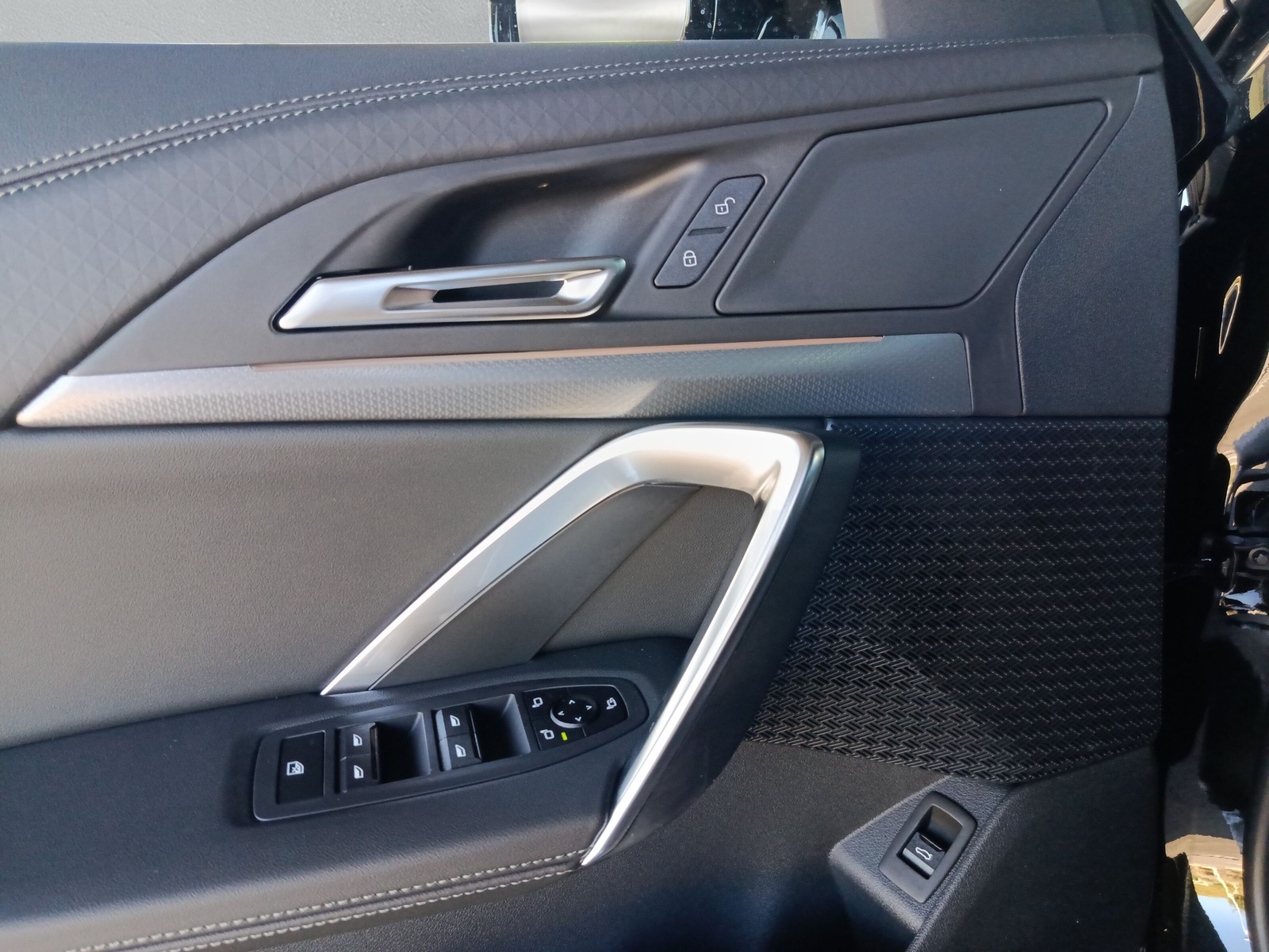 BMW X2 sDrive 20i 48V M Sport Pro-image-12