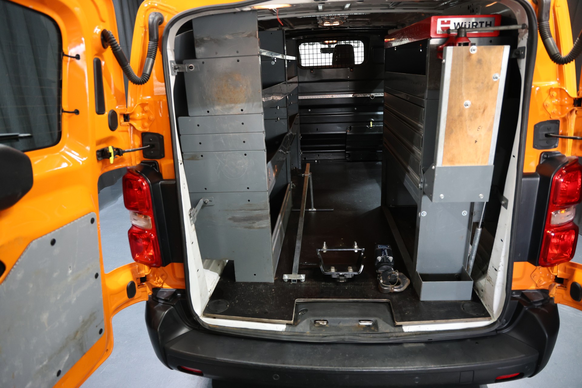 TOYOTA Proace 2.0D Panel Van L2 Terra A-image-6