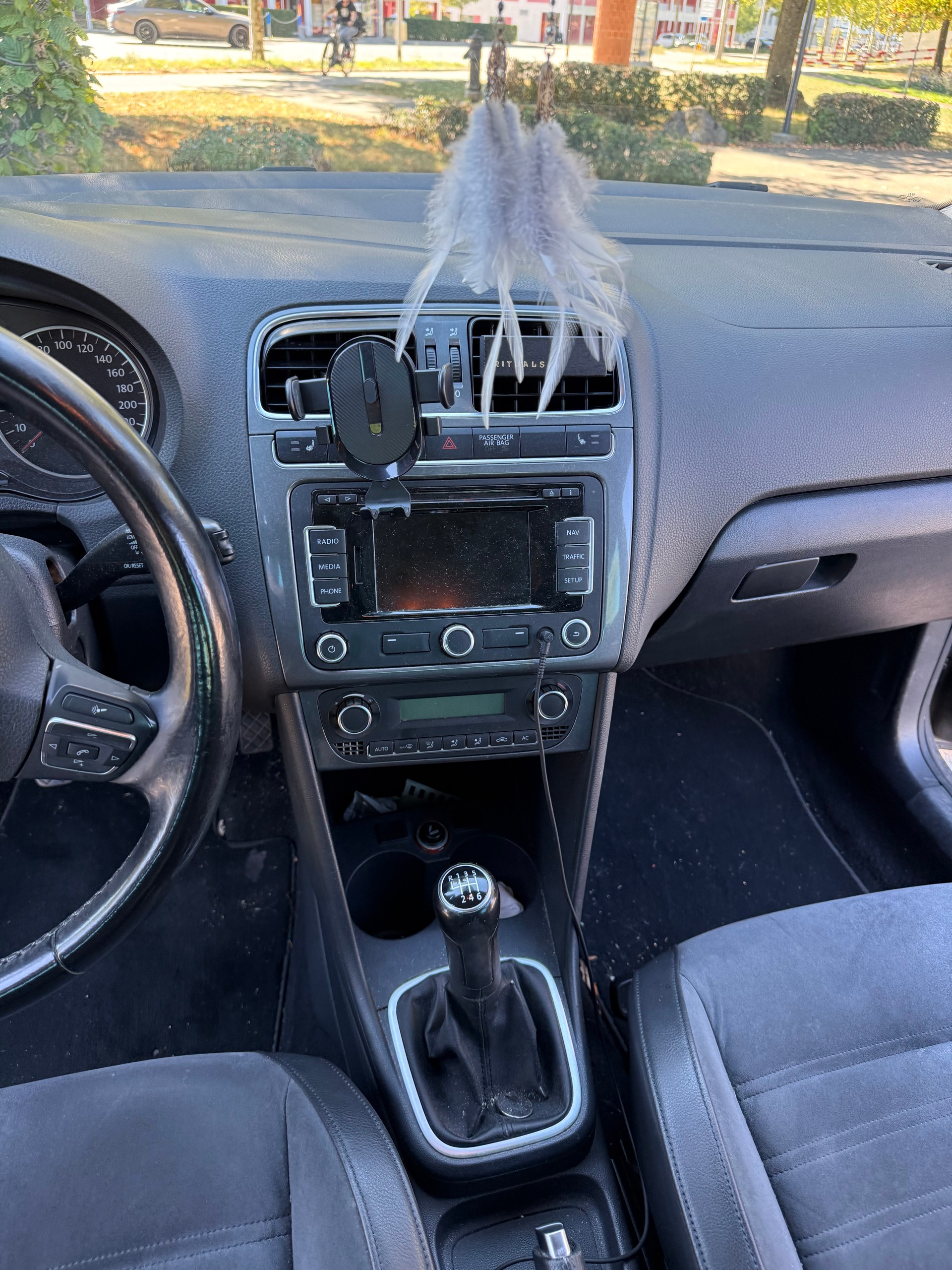 VW POLO-image-1