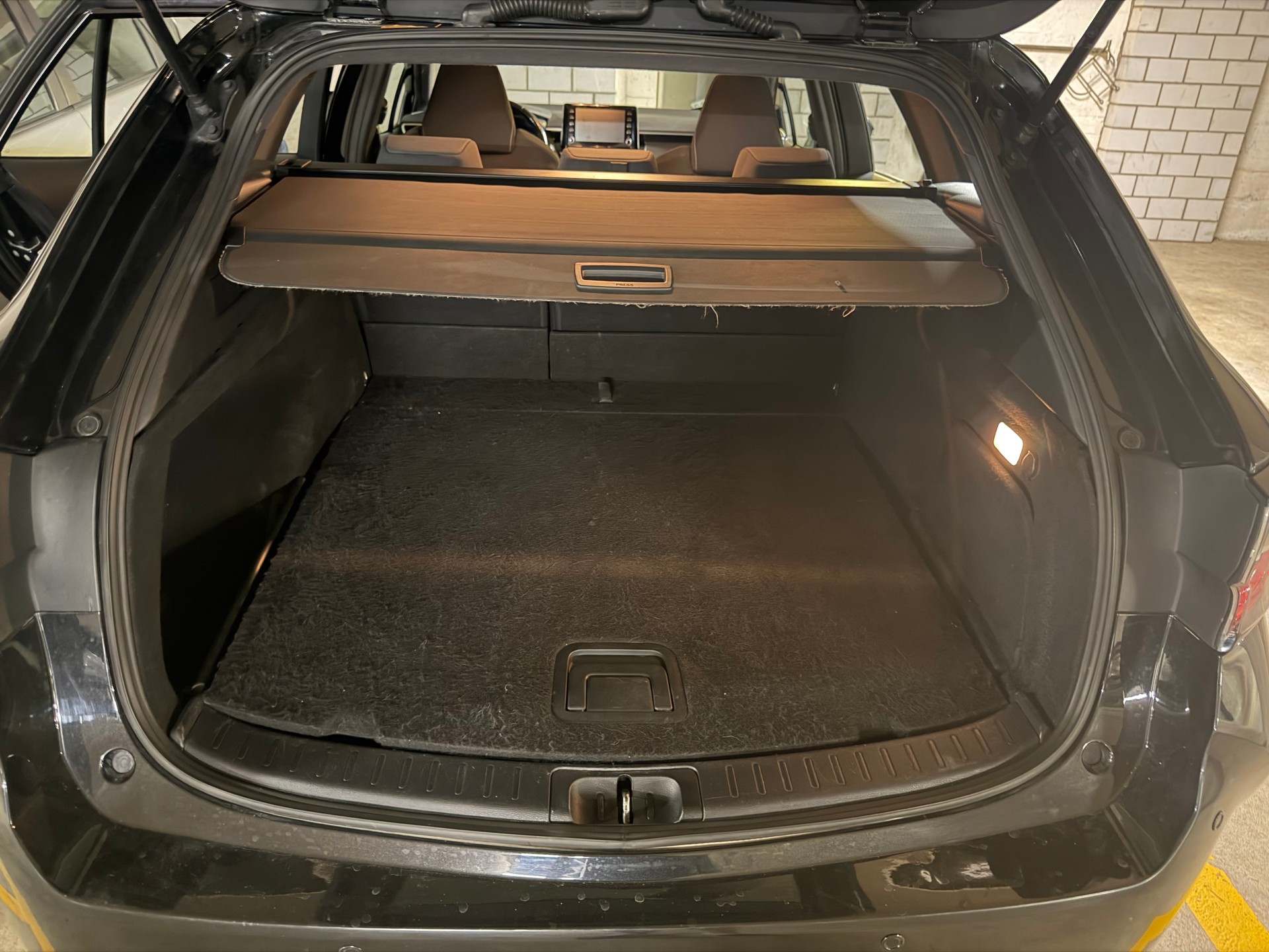 TOYOTA Corolla 2.0 HSD Style e-CVT-image-13