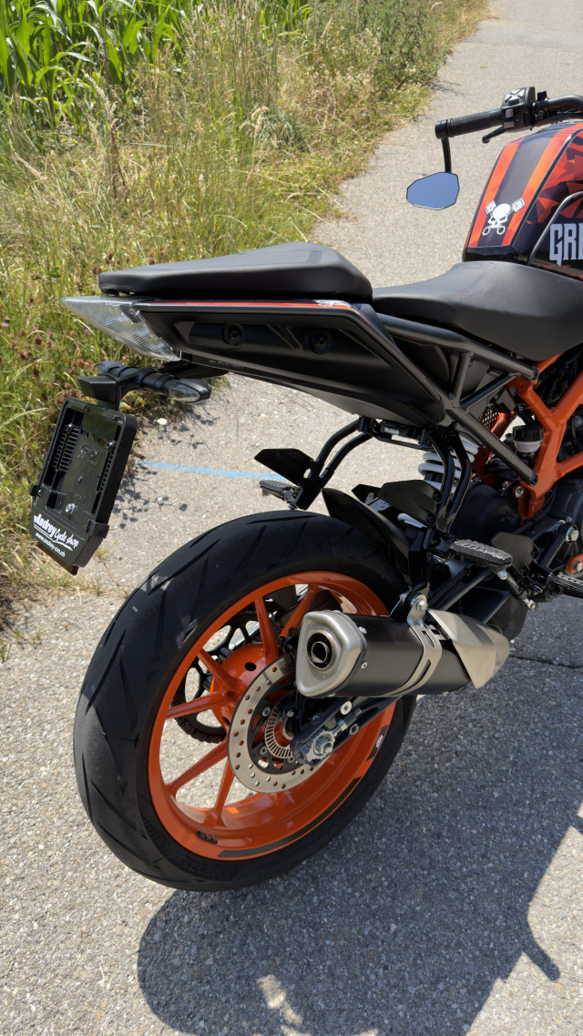 KTM 125 Duke-image-9