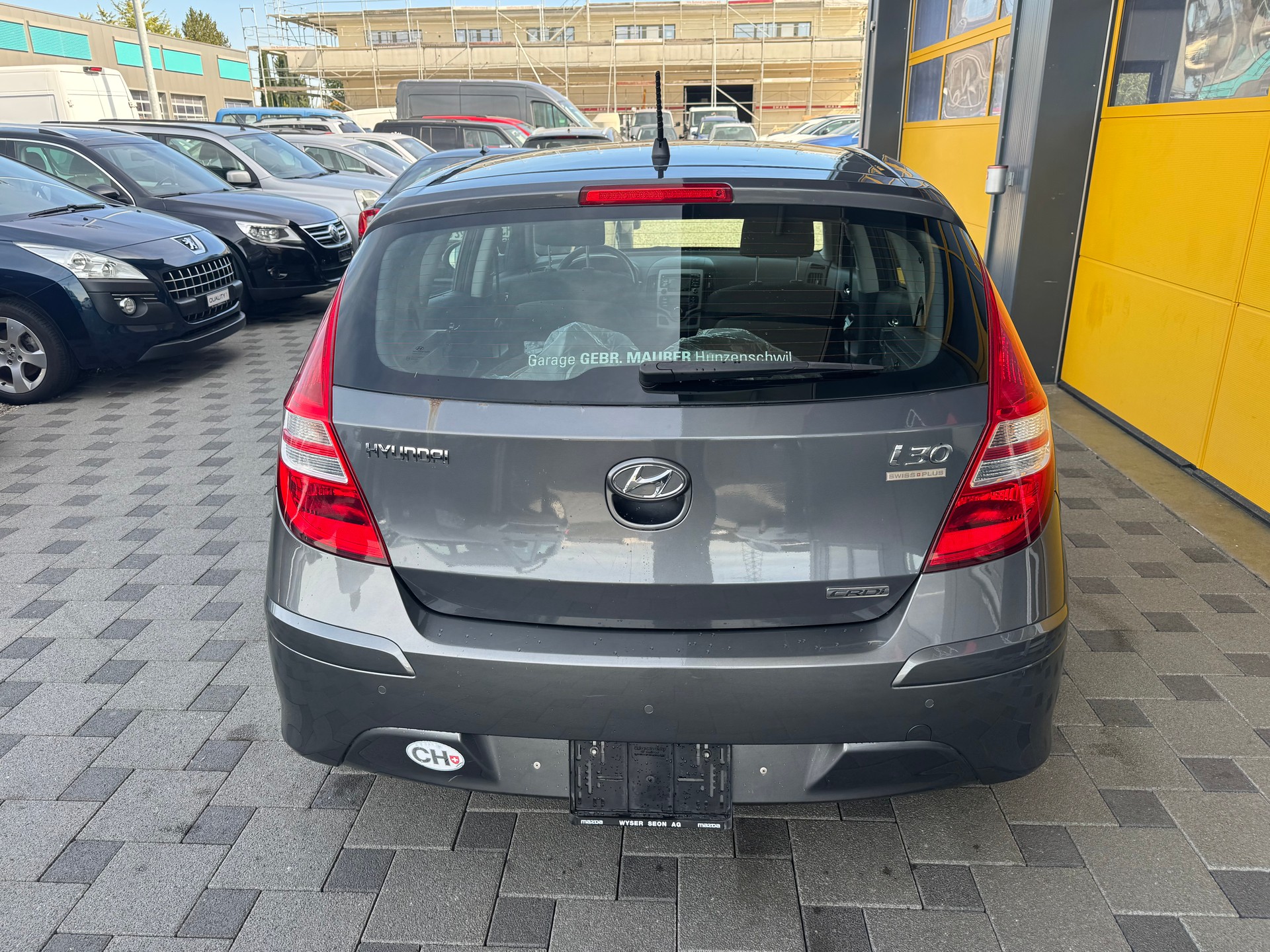 HYUNDAI i30 1.6 CRDi Swiss Plus Edition Automatic-image-6