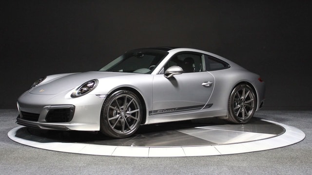 Porsche Carrera T (Leichtbau), Rücksitze/US Vers.